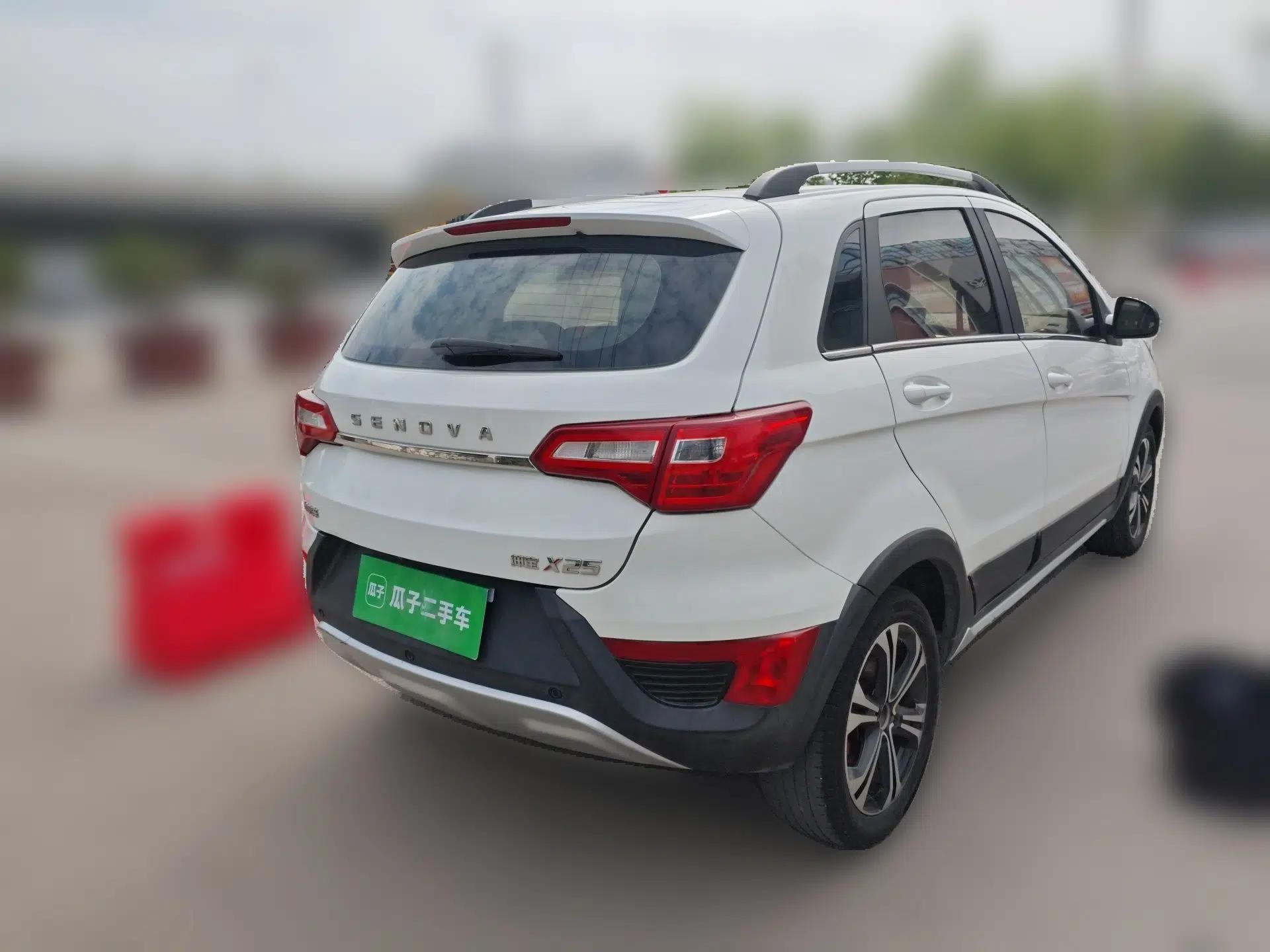 BAIC Senova X25 2015 1.5L Automatic Elite Model — миниатюра 6