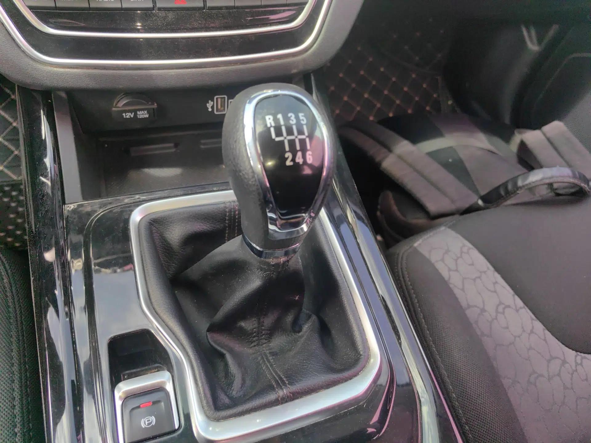 BAIC Beijing X5 2018 1.5T Manual Advance Version China V — миниатюра 17