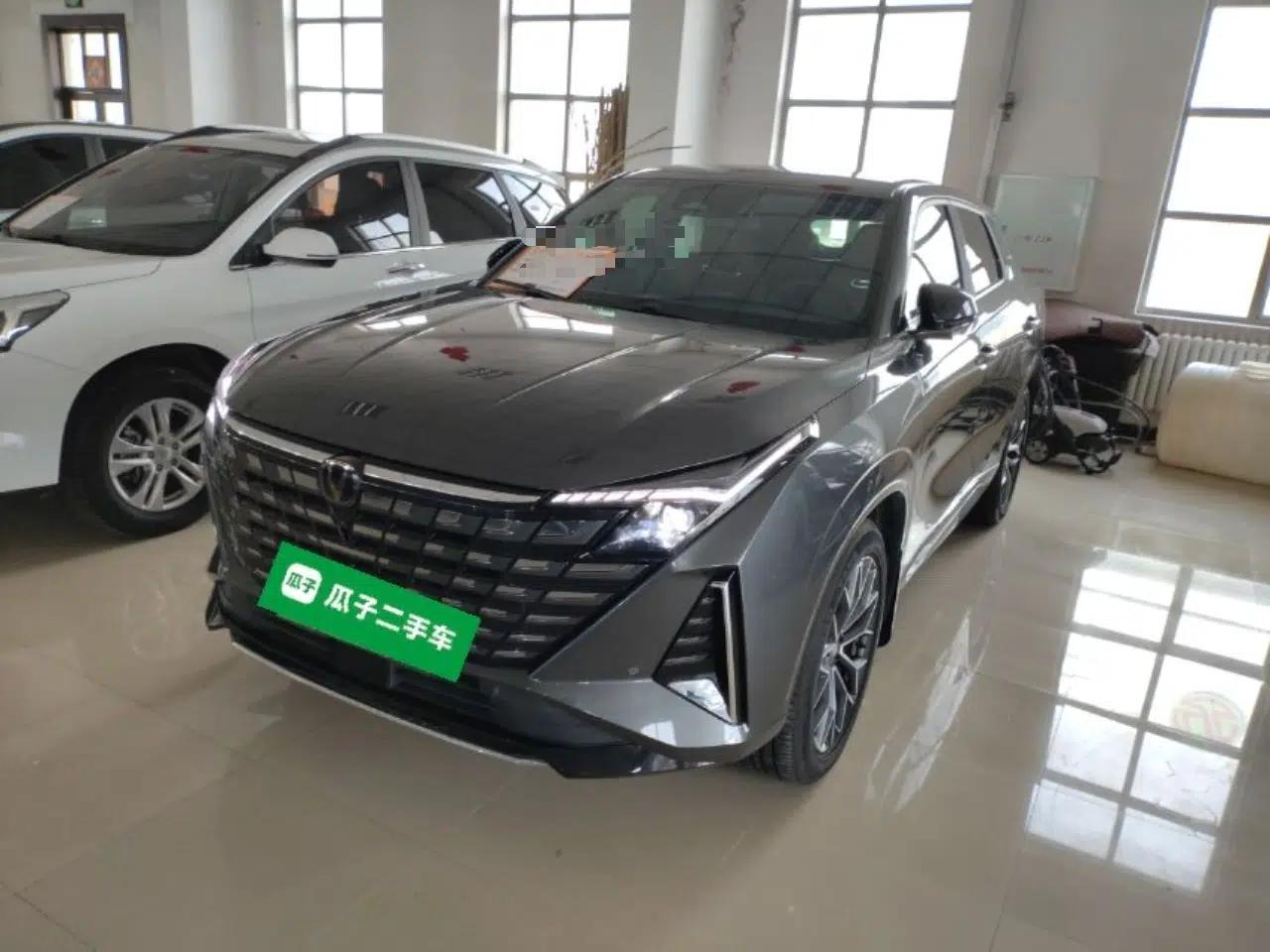CHANGAN UNI-Z New Energy 2024 Blue Whale Smart Electric iDD 125km Beyond Edition — миниатюра 1