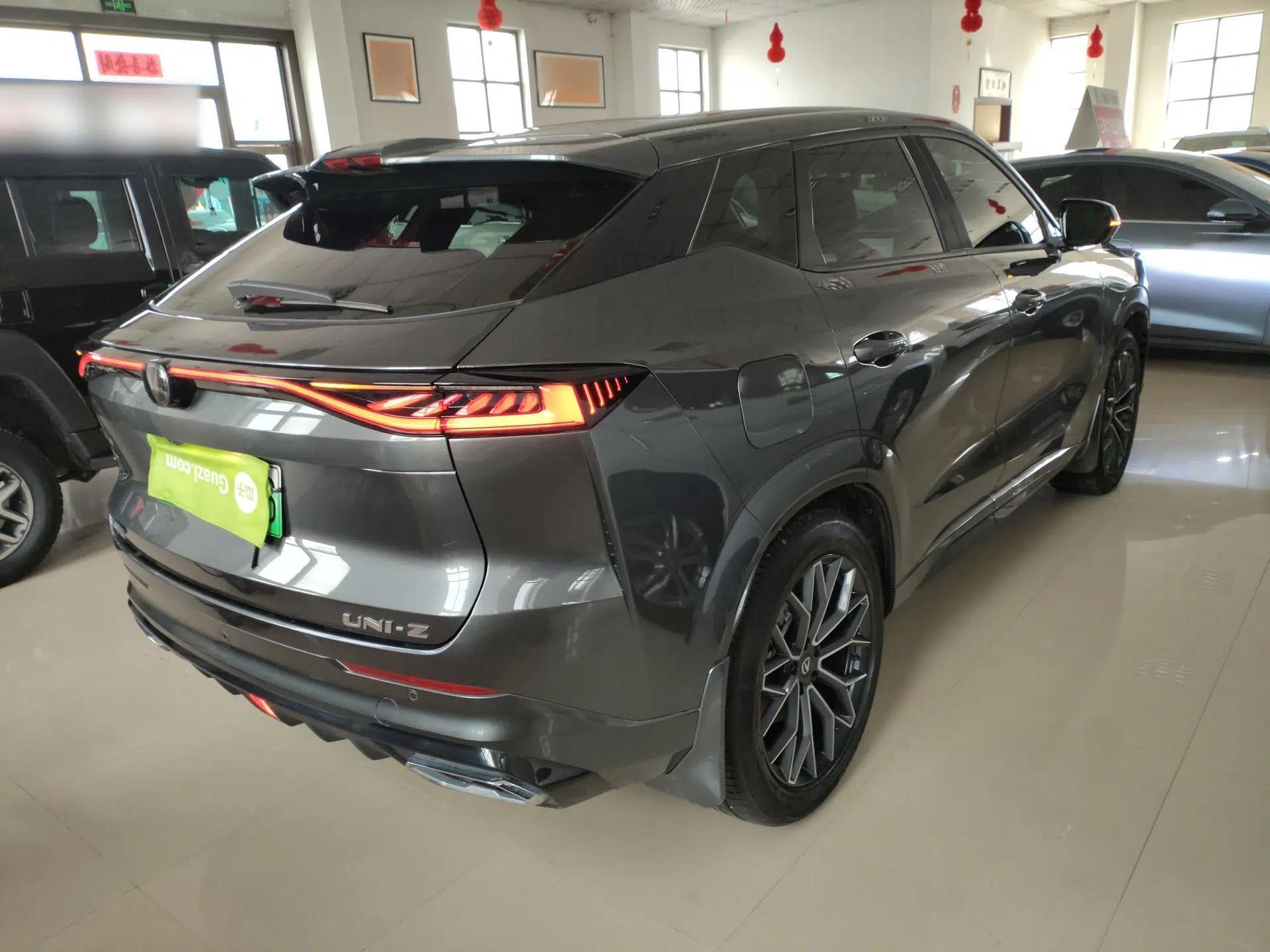 CHANGAN UNI-Z New Energy 2024 Blue Whale Smart Electric iDD 125km Beyond Edition — миниатюра 6