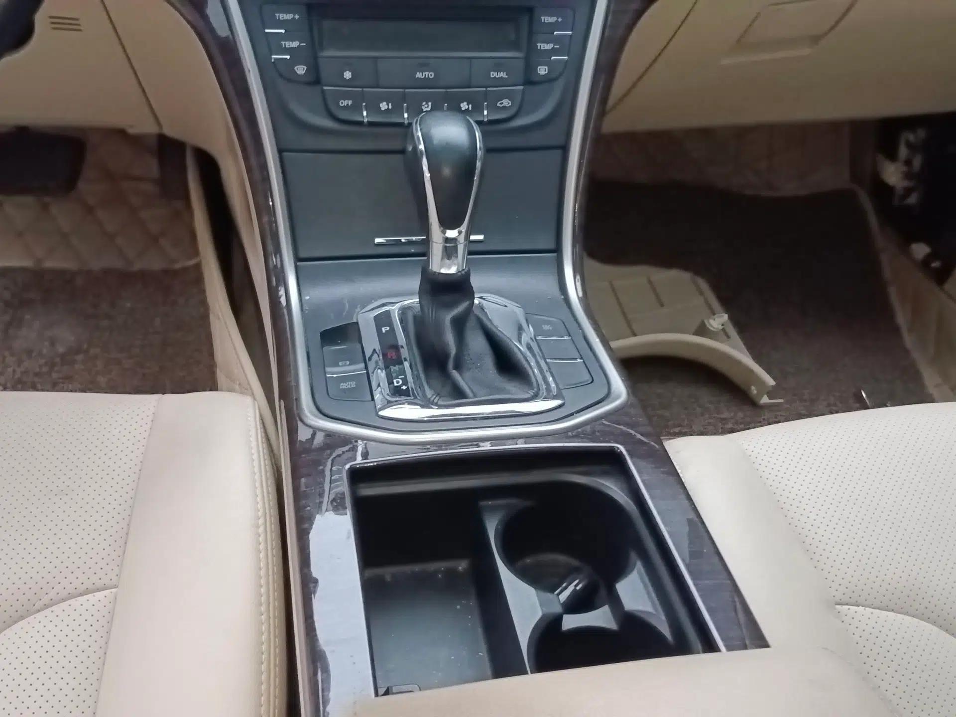 CHANGAN Raeton 2014 1.8T Automatic Elite Anniversary Edition China IV Standard — миниатюра 17