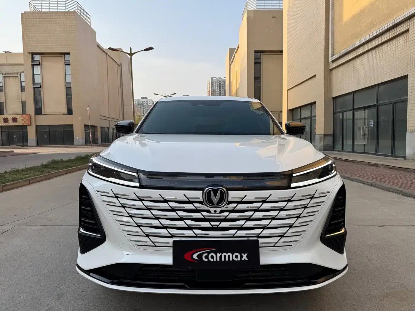 Changan CS75 PLUS Smart Electric iDD 2023 Model Smart Electric iDD Leading Edition — миниатюра 3