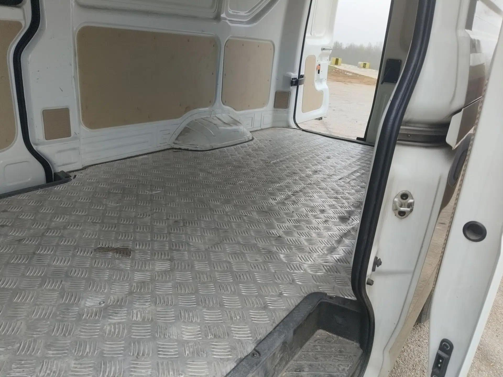 CHANGAN KUAYUE Xing V7 EV 2025 Model, 251km Smart Enjoyment Version, 2 Seats, Ningde 2C, 41.86 kWh — миниатюра 18