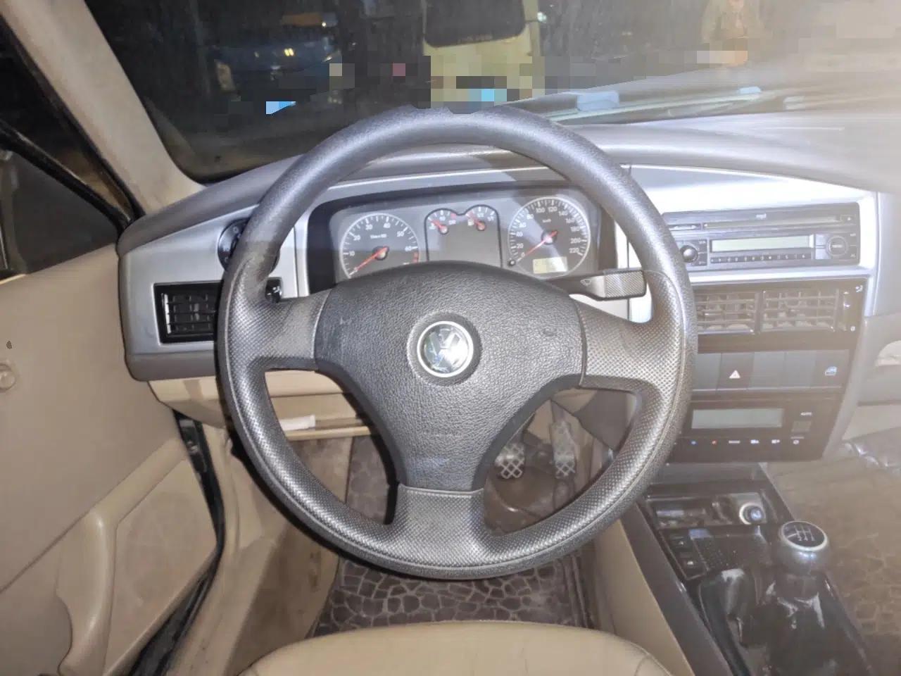 Volkswagen Santana Vista 2008 1.8L Manual Comfort Edition — миниатюра 11