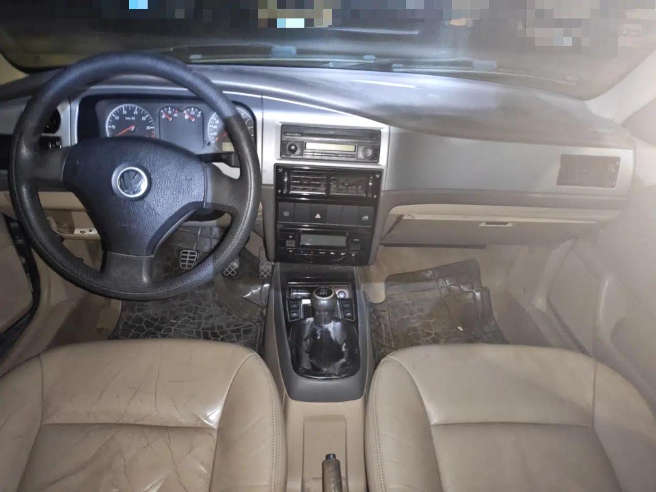 Volkswagen Santana Vista 2008 1.8L Manual Comfort Edition — миниатюра 10