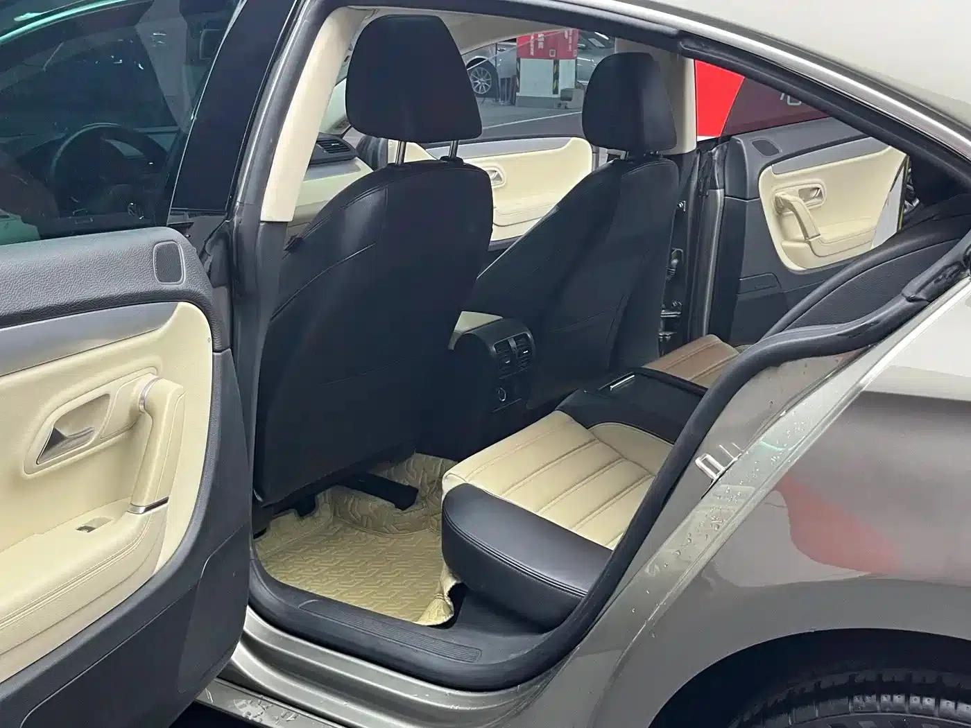 Volkswagen CC 2009 3.6FSI Top-of-the-line version — миниатюра 21