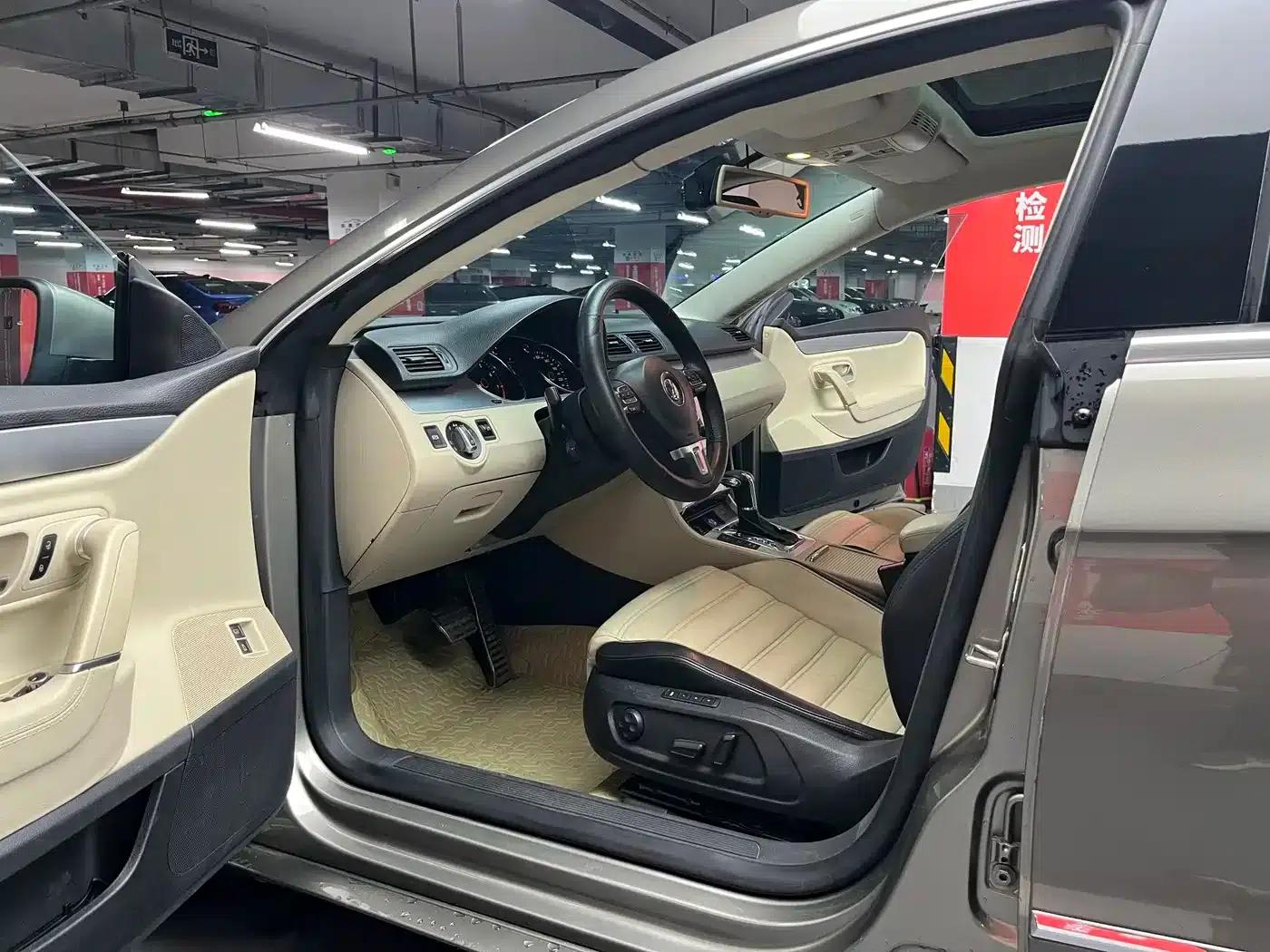 Volkswagen CC 2009 3.6FSI Top-of-the-line version — миниатюра 8