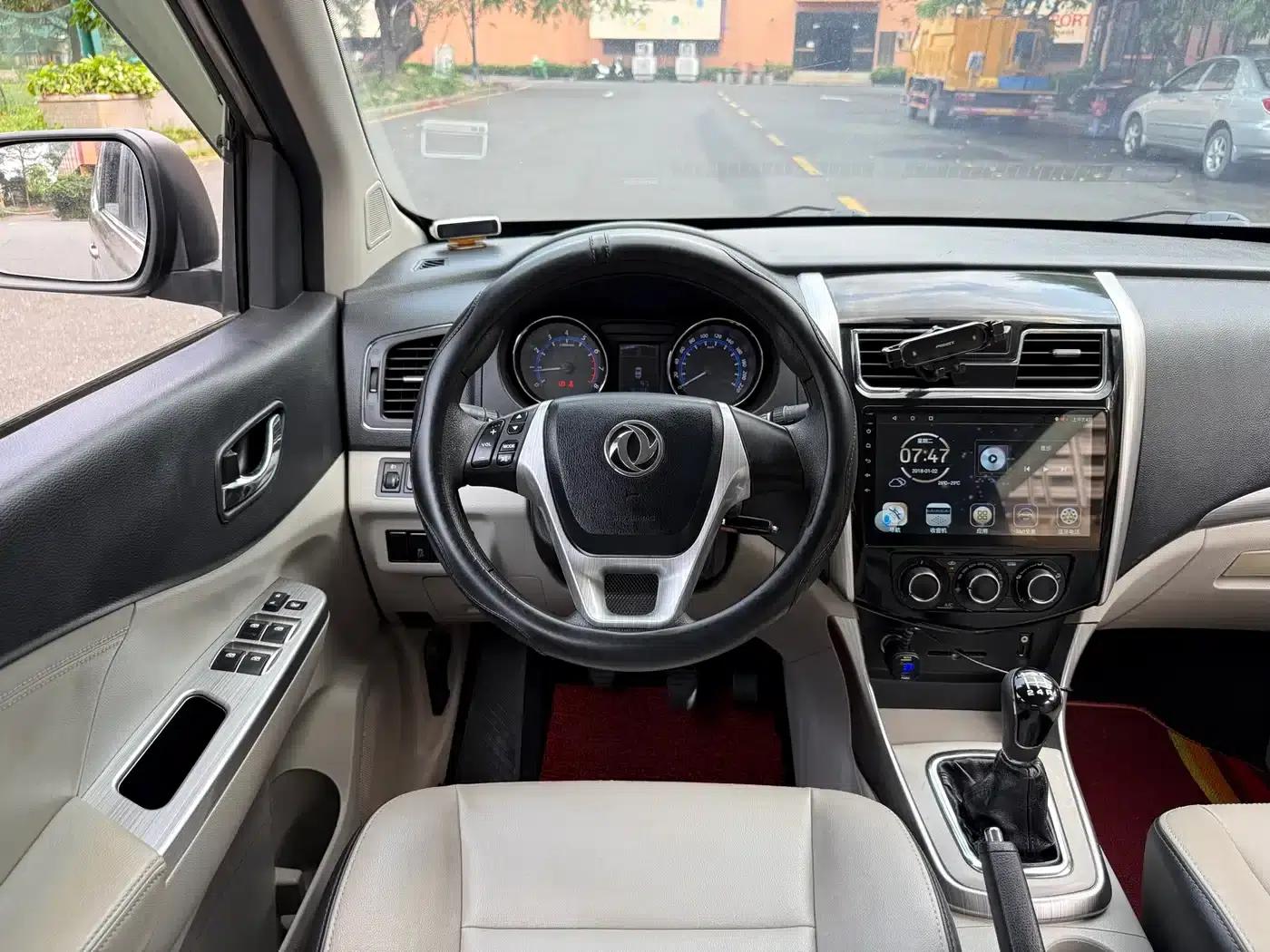 Fengxing S500 2016 Model 1.6L Manual Deluxe — миниатюра 14