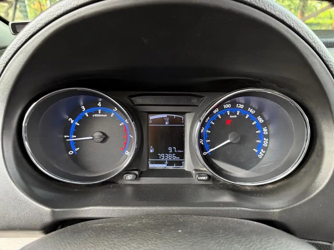 Fengxing S500 2016 Model 1.6L Manual Deluxe — миниатюра 18