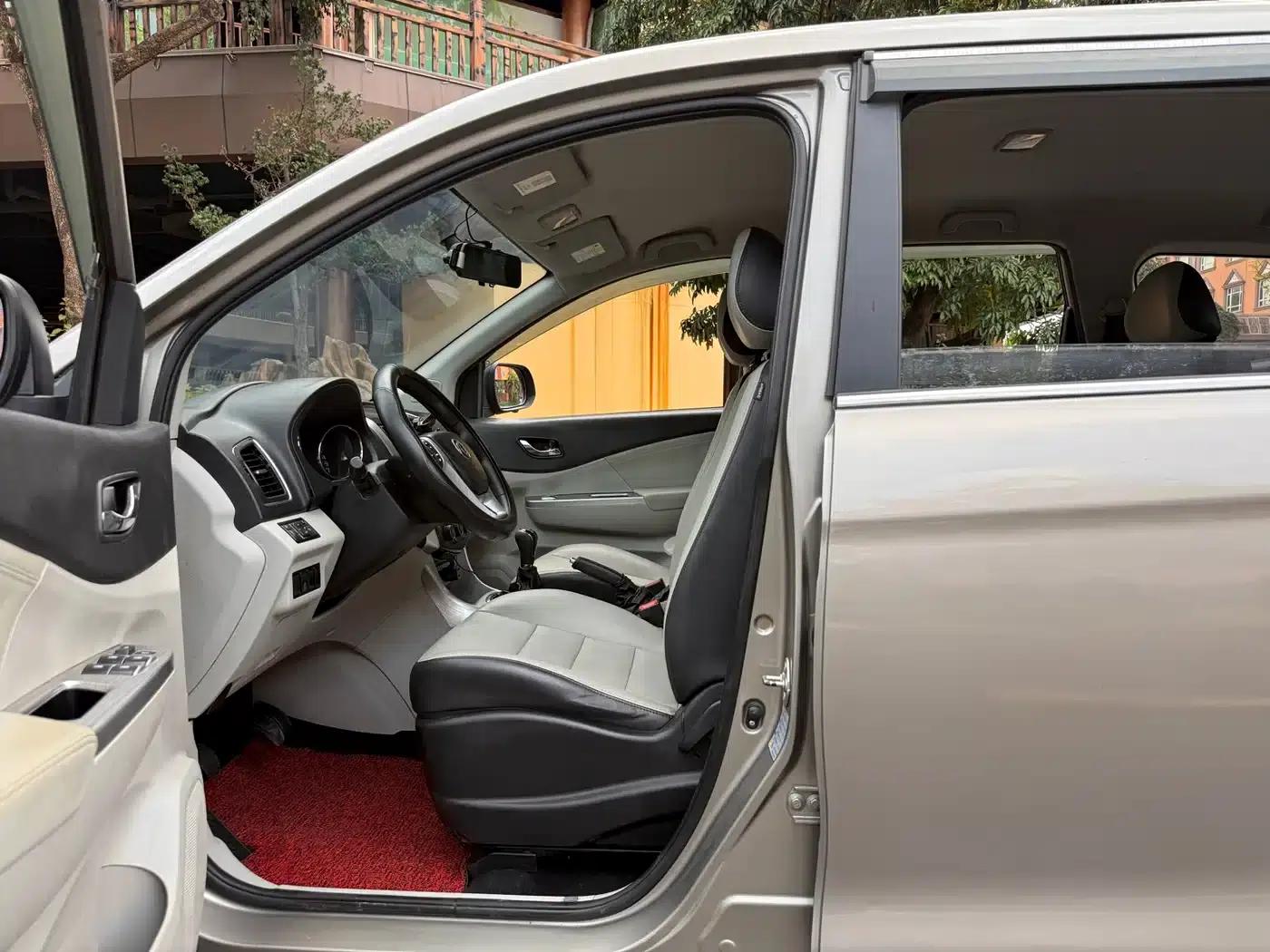 Fengxing S500 2016 Model 1.6L Manual Deluxe — миниатюра 6
