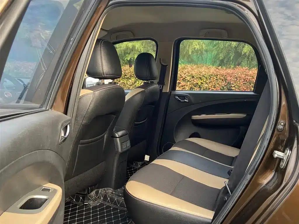 Jingyi X3 2015 1.5L Comfort Model — миниатюра 5