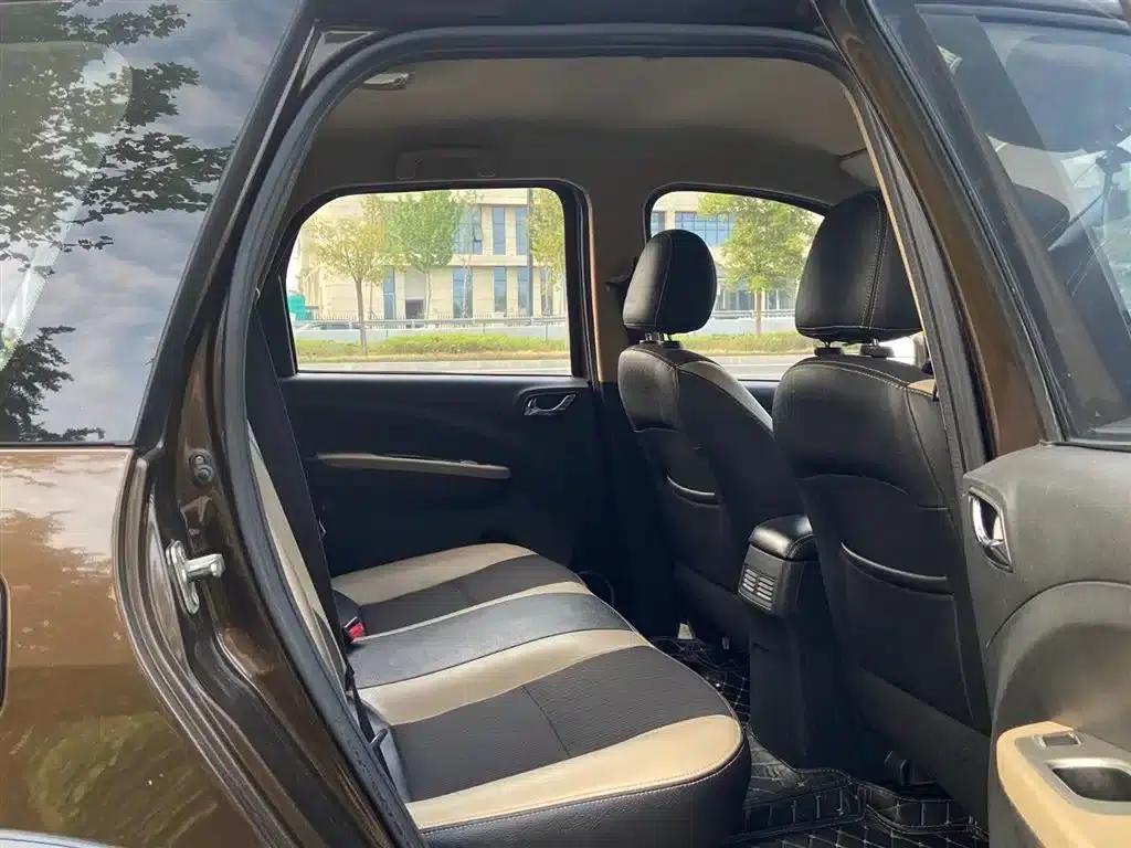 Jingyi X3 2015 1.5L Comfort Model — миниатюра 7