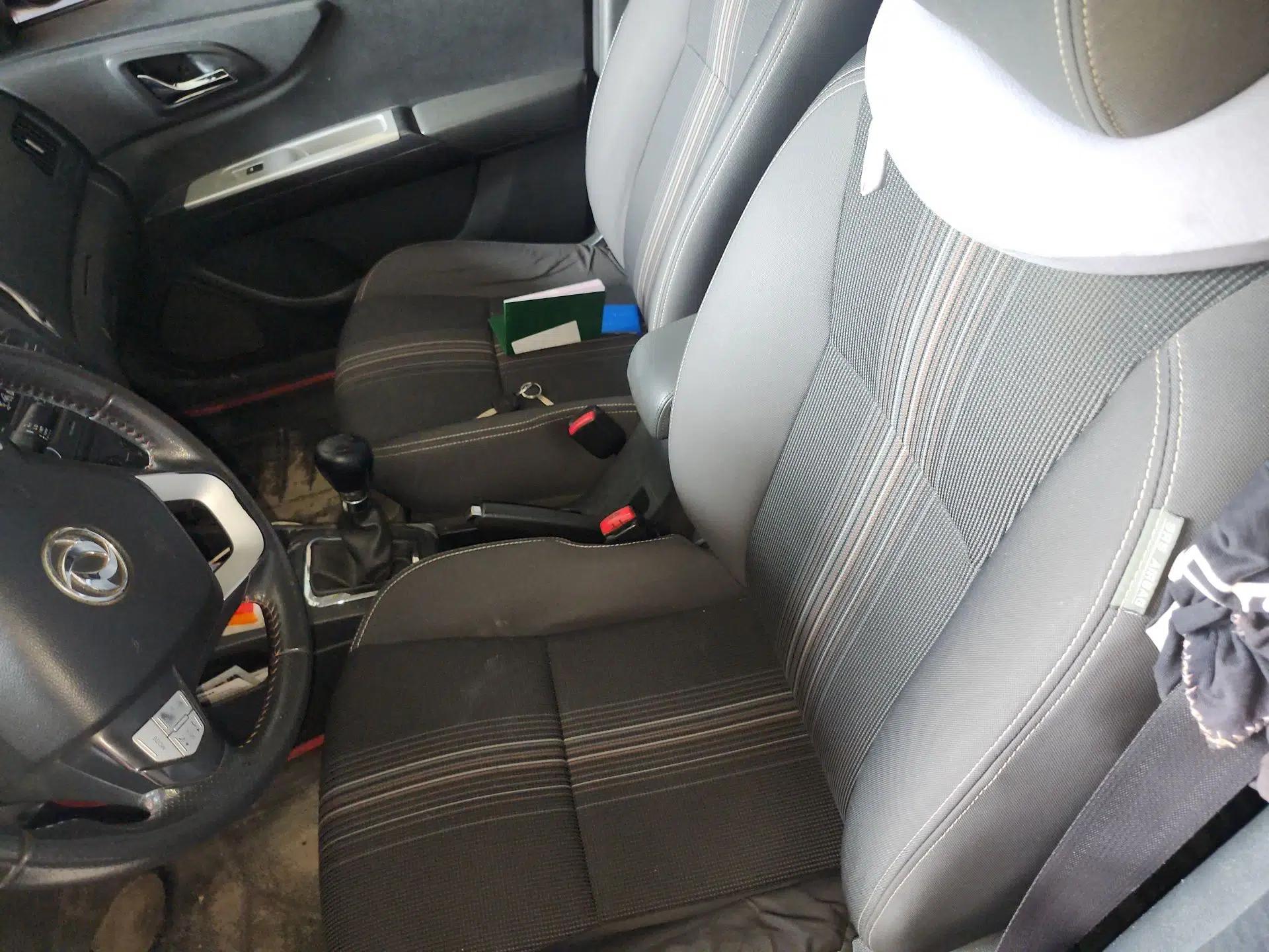 Dongfeng Aeolus AX3 2016 1.5L Manual ZhiKu Model — миниатюра 16