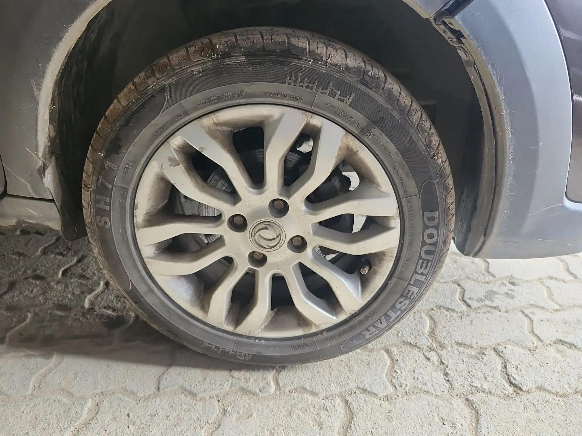 Dongfeng Aeolus AX3 2016 1.5L Manual ZhiKu Model — миниатюра 8
