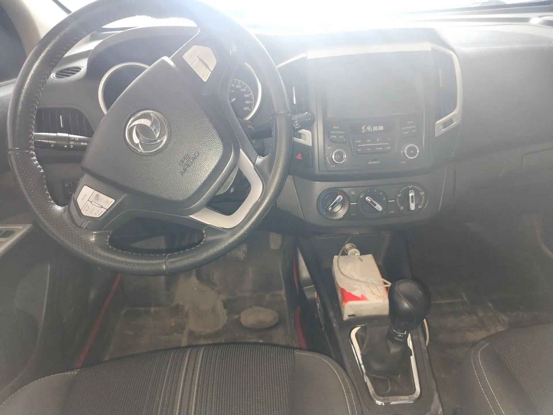 Dongfeng Aeolus AX3 2016 1.5L Manual ZhiKu Model — миниатюра 10