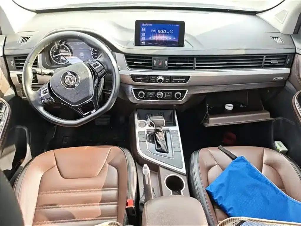 Jingyi X6 2017 Enjoy Series 1.5T CVT Premium — миниатюра 6