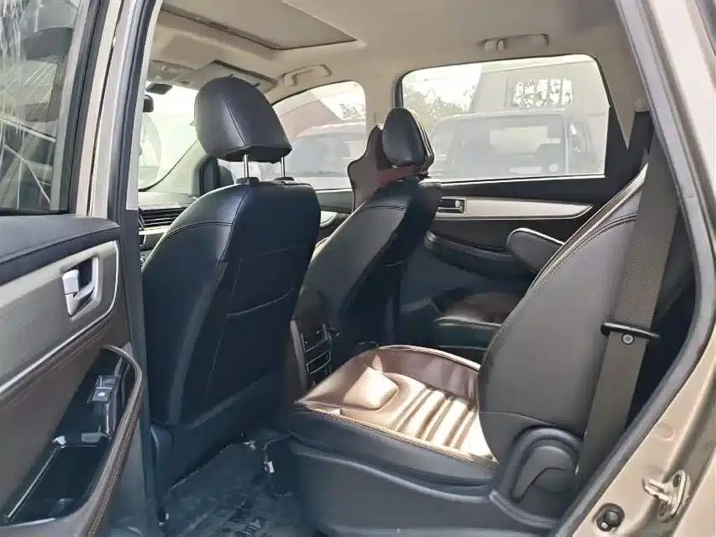 Jingyi X6 2017 Enjoy Series 1.5T CVT Premium — миниатюра 8