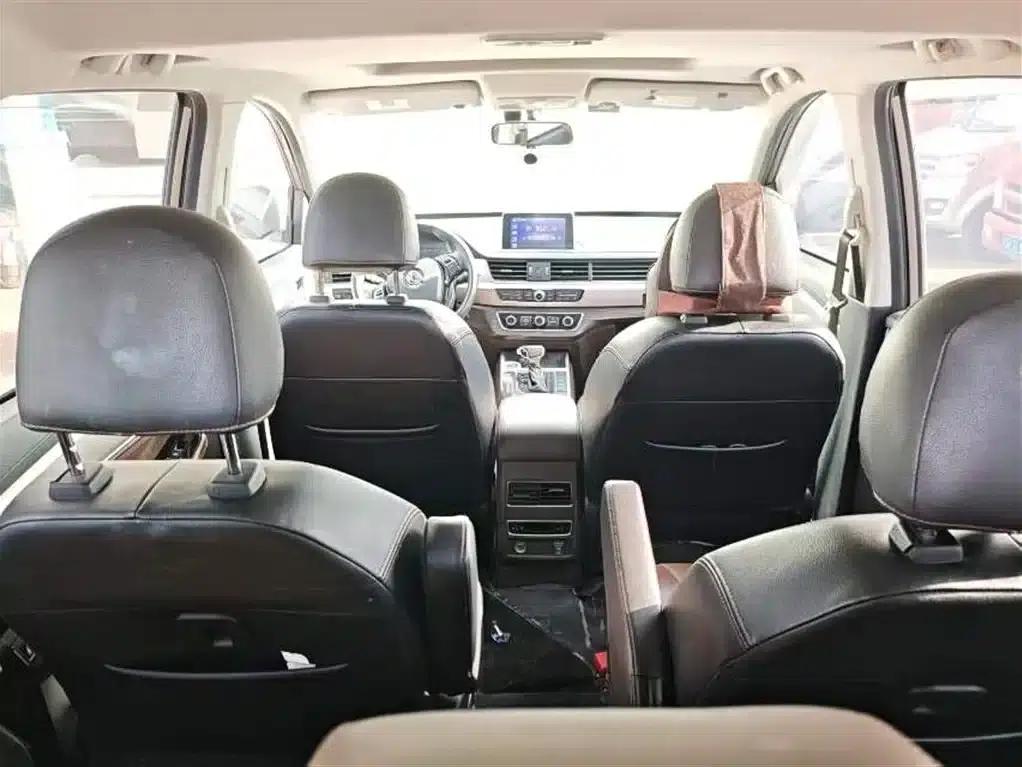Jingyi X6 2017 Enjoy Series 1.5T CVT Premium — миниатюра 9