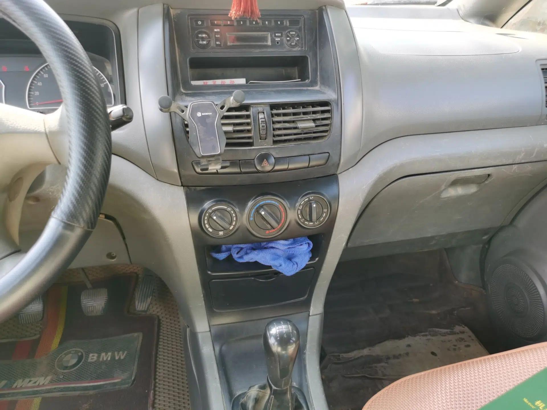 Dongfeng Shuaike 2011 1.5L Manual Standard Model 7 Seats China IV Standard — миниатюра 14