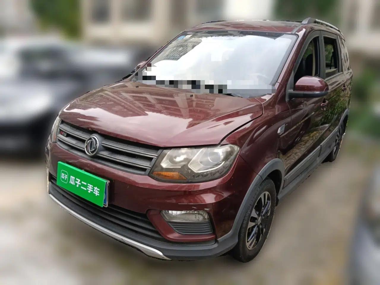 Dongfeng Fengon 370 2018 S370 1.5L CVT Luxury 7-Seater — миниатюра 1
