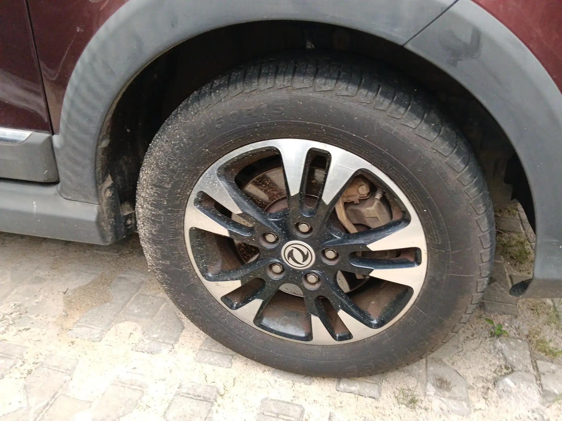 Dongfeng Fengon 370 2018 S370 1.5L CVT Luxury 7-Seater — миниатюра 8
