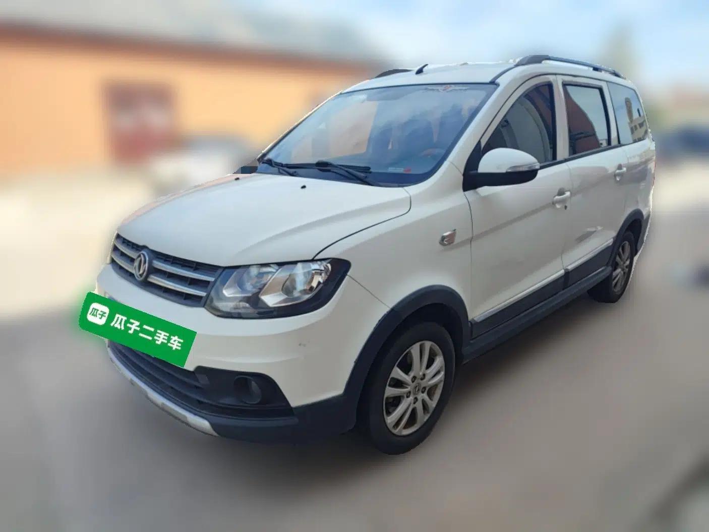Dongfeng Fengon 360 2015 1.5L Manual Comfort II 7-Seater — миниатюра 1