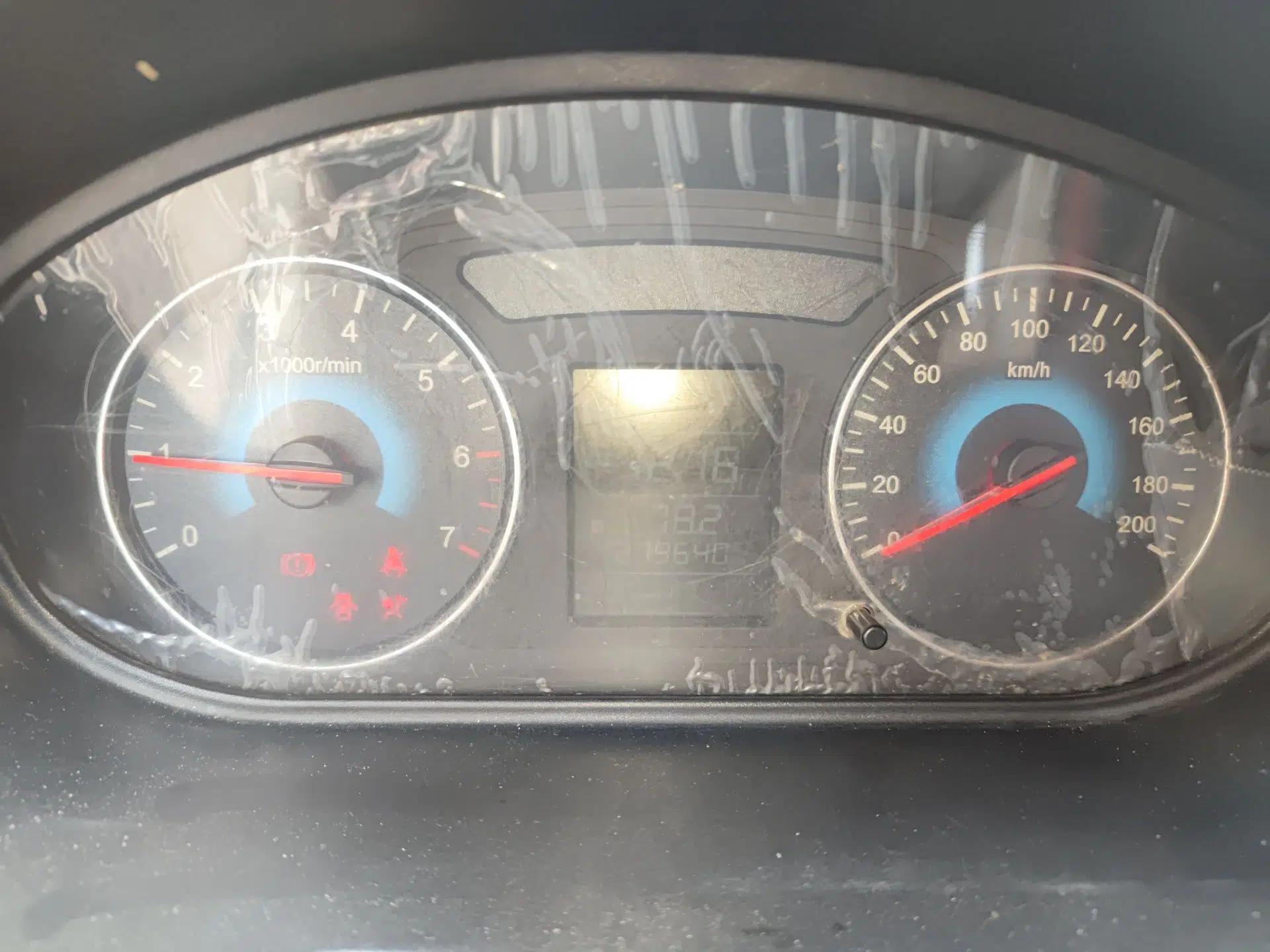 Dongfeng Fengon 360 2015 1.5L Manual Comfort II 7-Seater — миниатюра 12