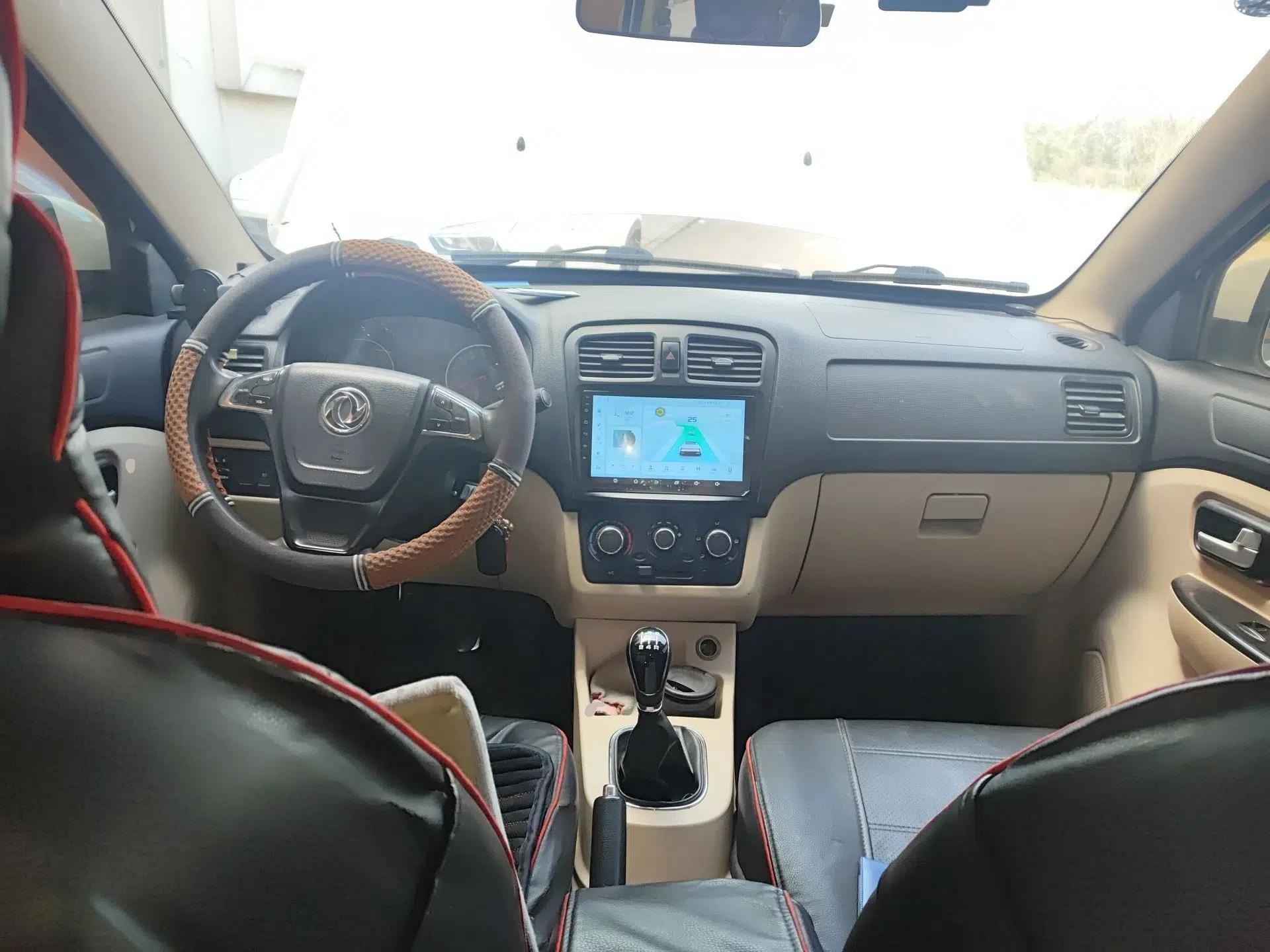 Dongfeng Fengon 360 2015 1.5L Manual Comfort II 7-Seater — миниатюра 10