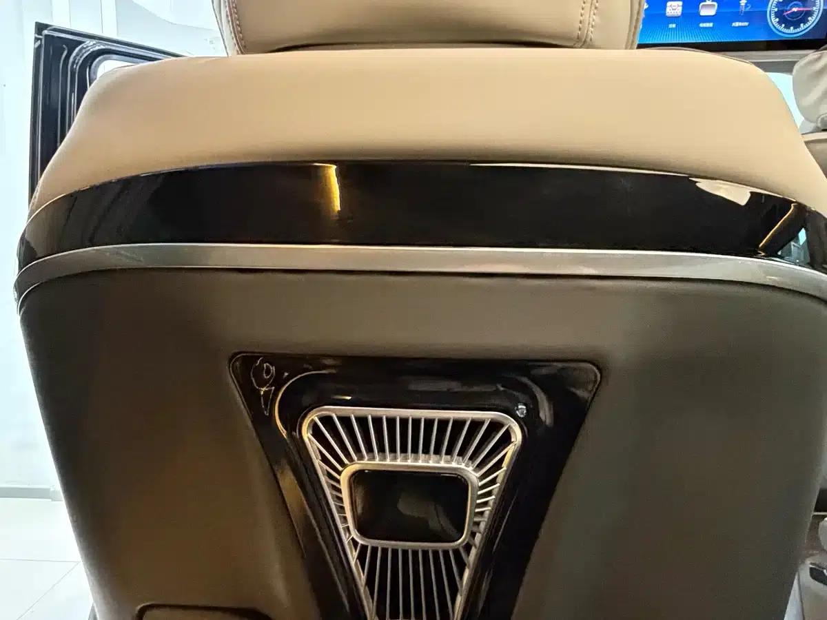 Tourneo 2023 2.0T Automatic Premium Edition — миниатюра 13