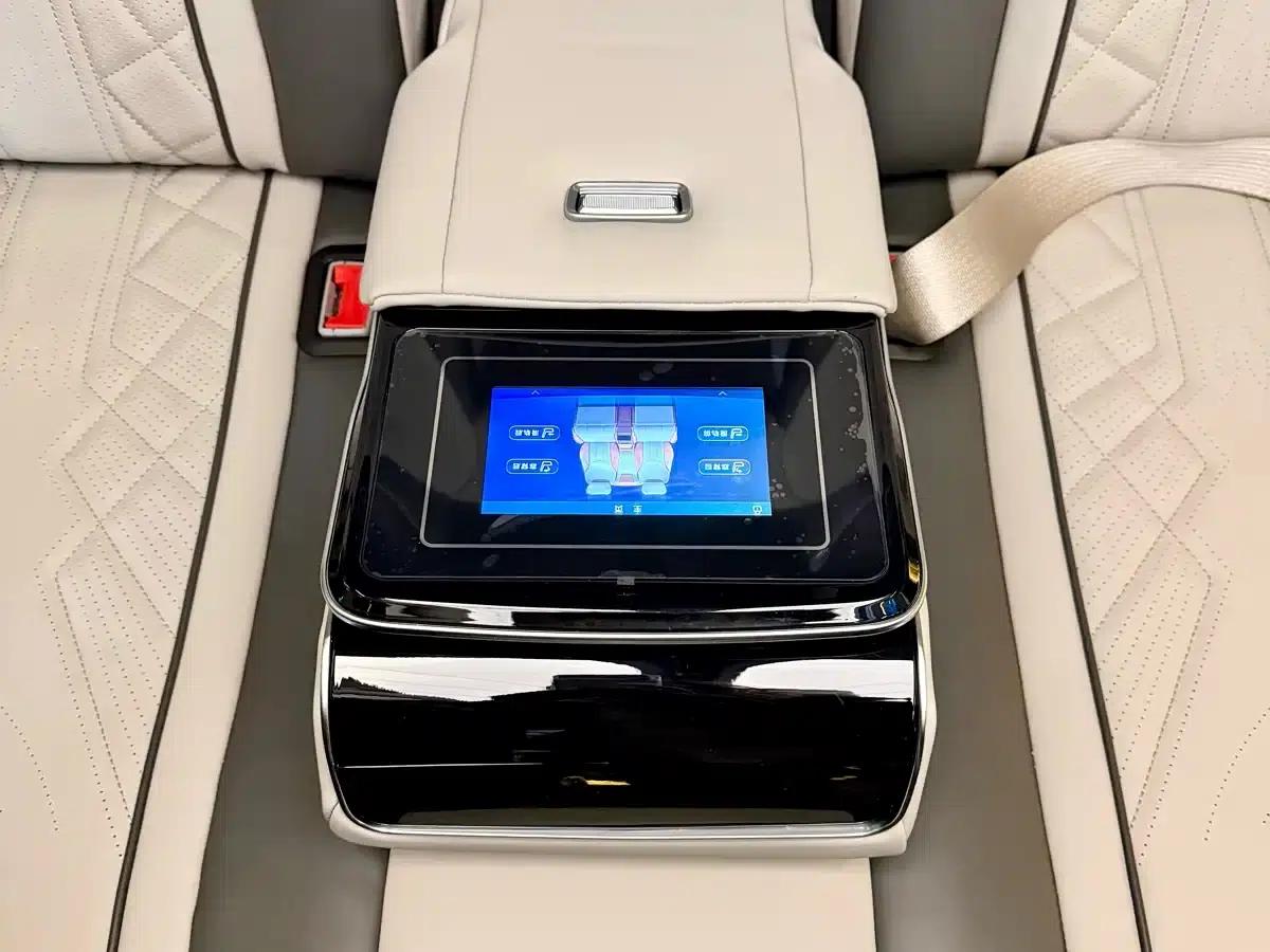 Tourneo 2023 2.0T Automatic Premium Edition — миниатюра 15