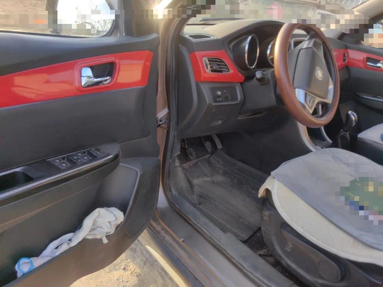 Foton Jiatu ix7 2016 1.5L ZhiZun Model — миниатюра 17