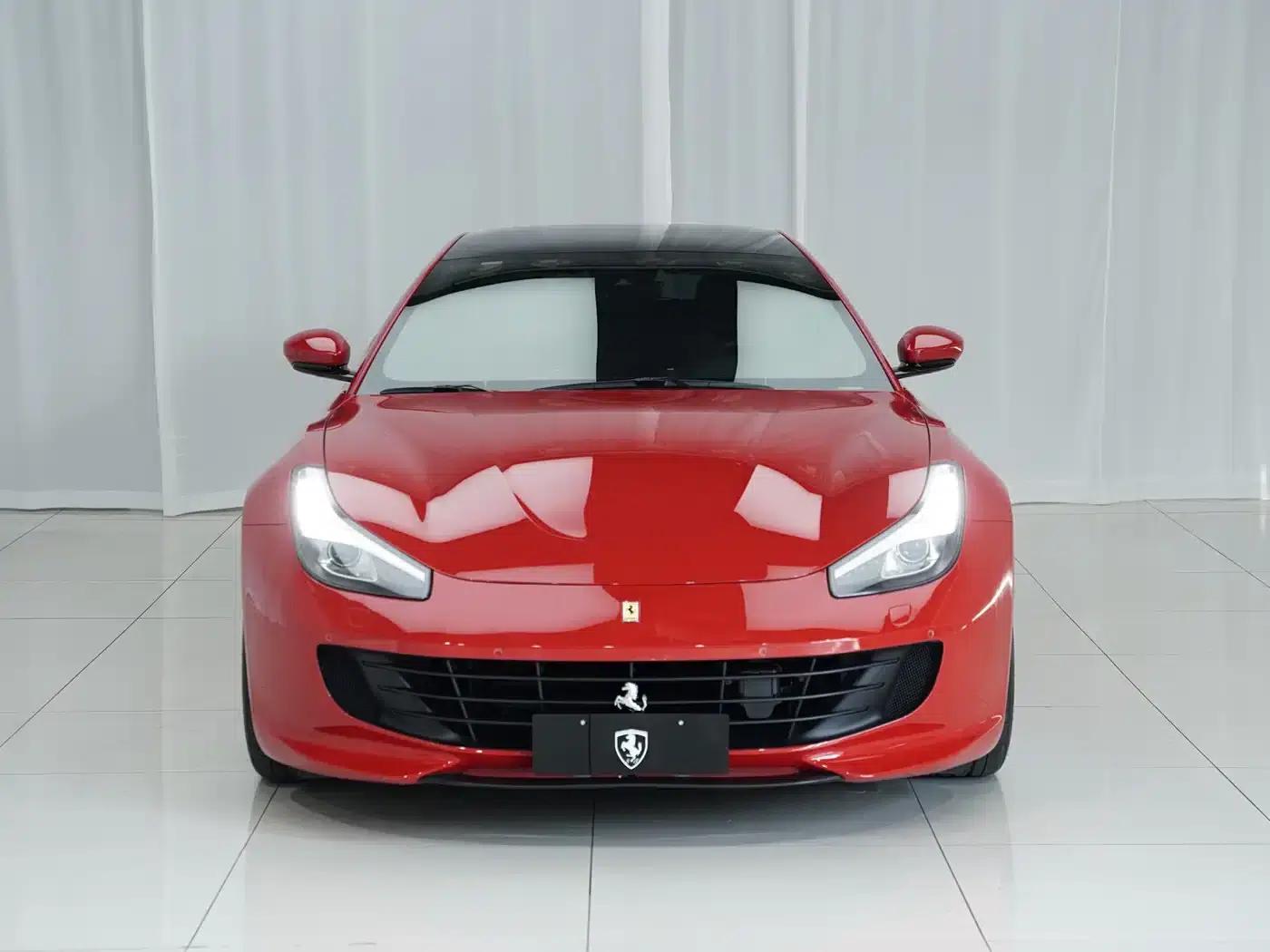 2017 GTC4Lusso 3.9T V8 — миниатюра 2