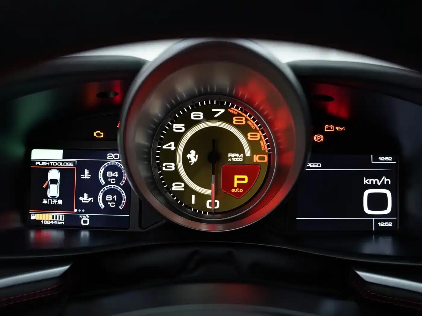 2017 GTC4Lusso 3.9T V8 — миниатюра 12