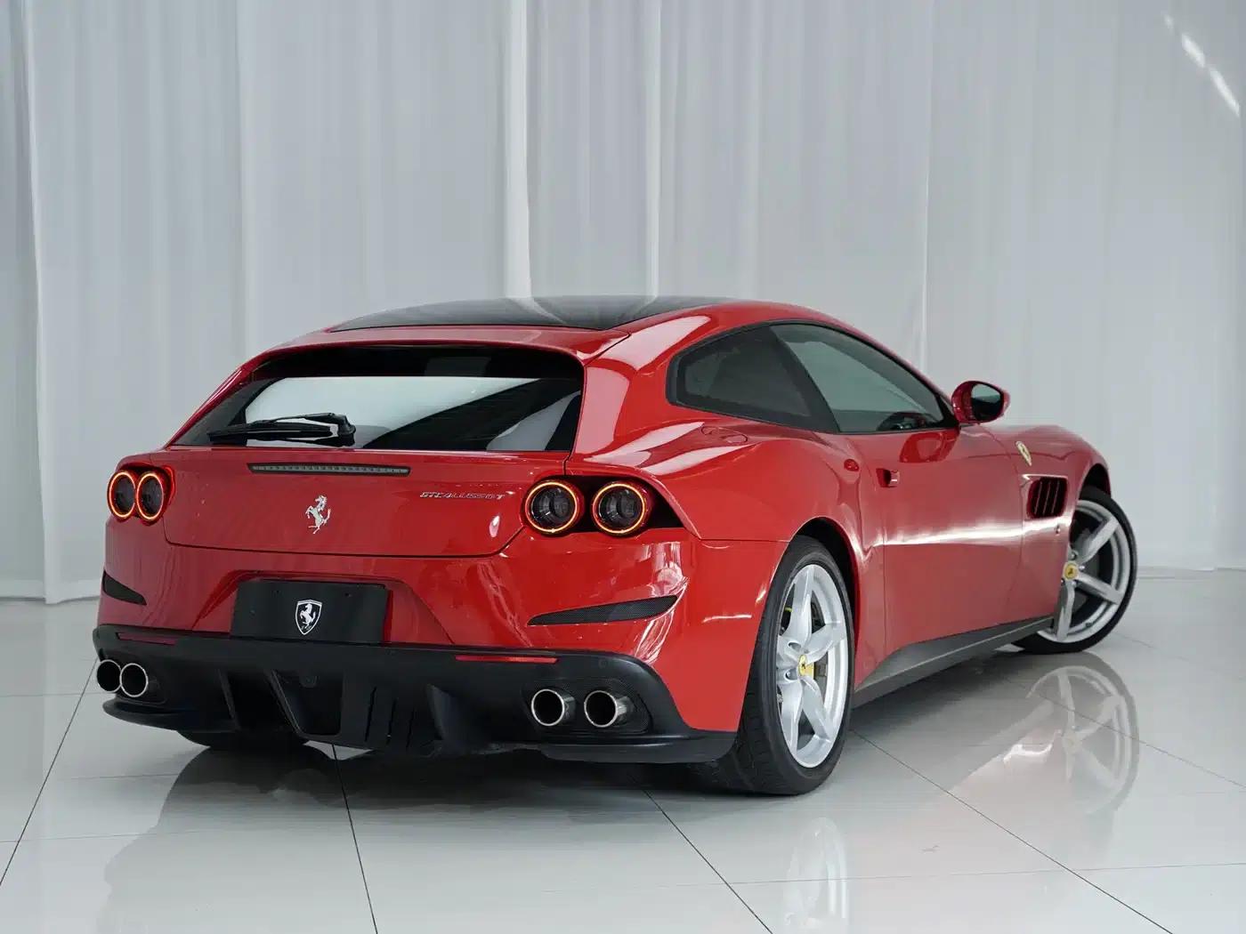 2017 GTC4Lusso 3.9T V8 — миниатюра 15