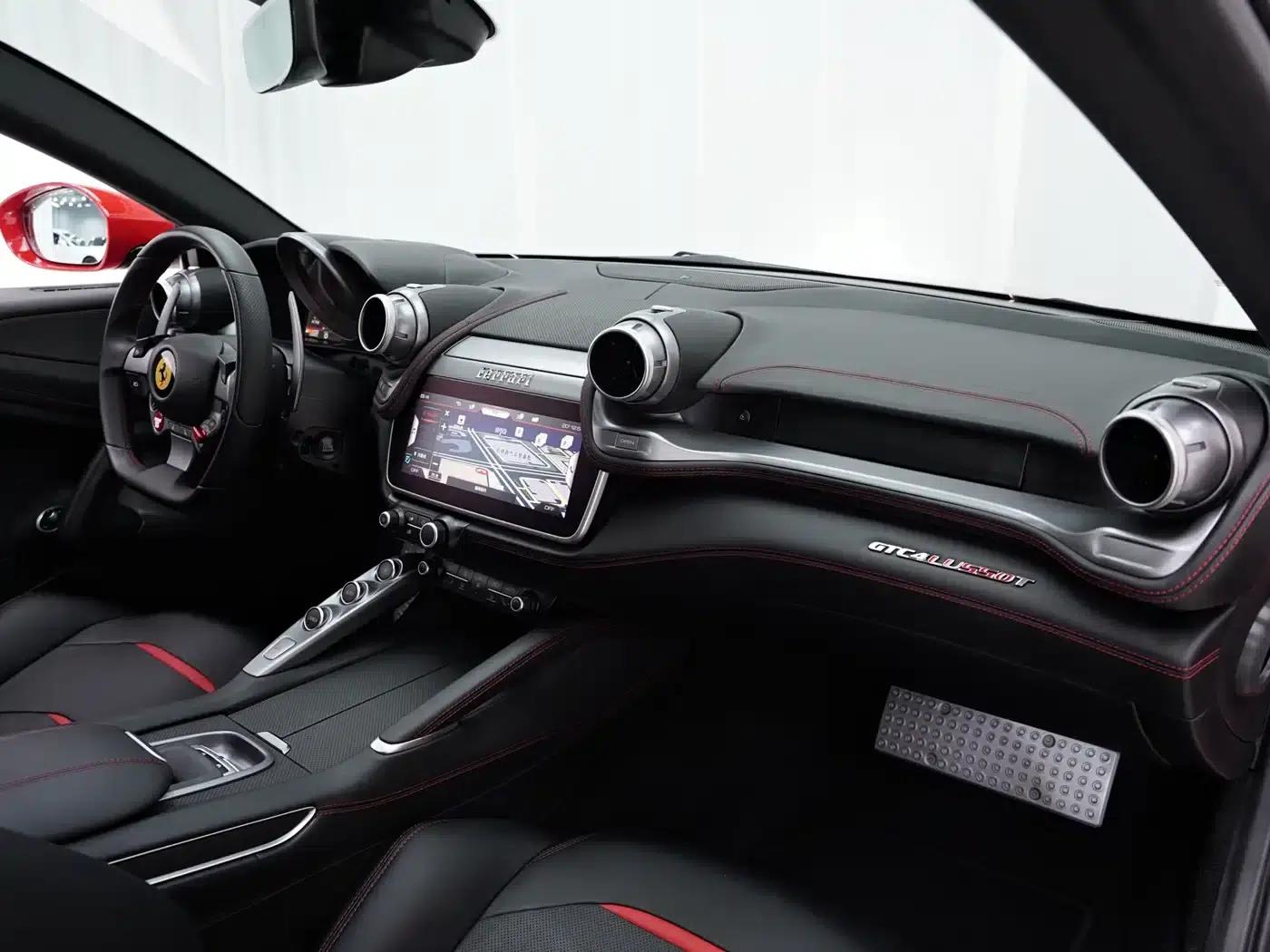 2017 GTC4Lusso 3.9T V8 — миниатюра 10