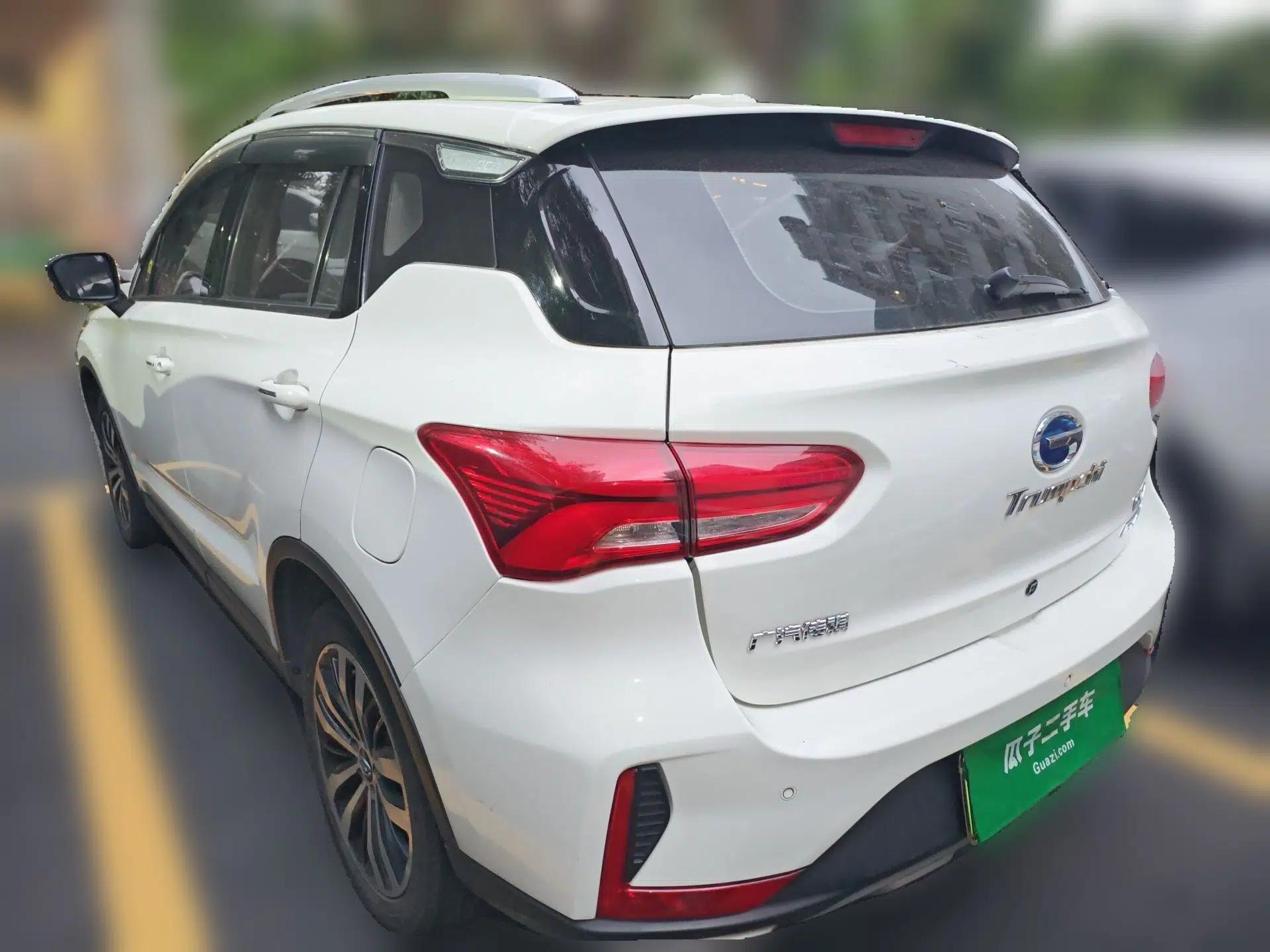 GAC Trumpchi GS4 New Energy 2019 1.5L PHEV Smart Enjoyment Version — миниатюра 4