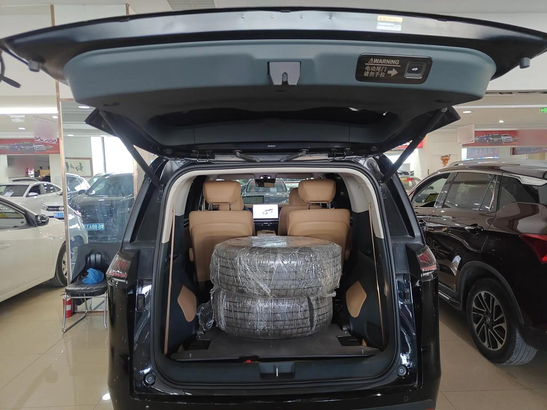 GAC Trumpchi E8 2024 Honor Series 2.0L Honor Edition — миниатюра 13