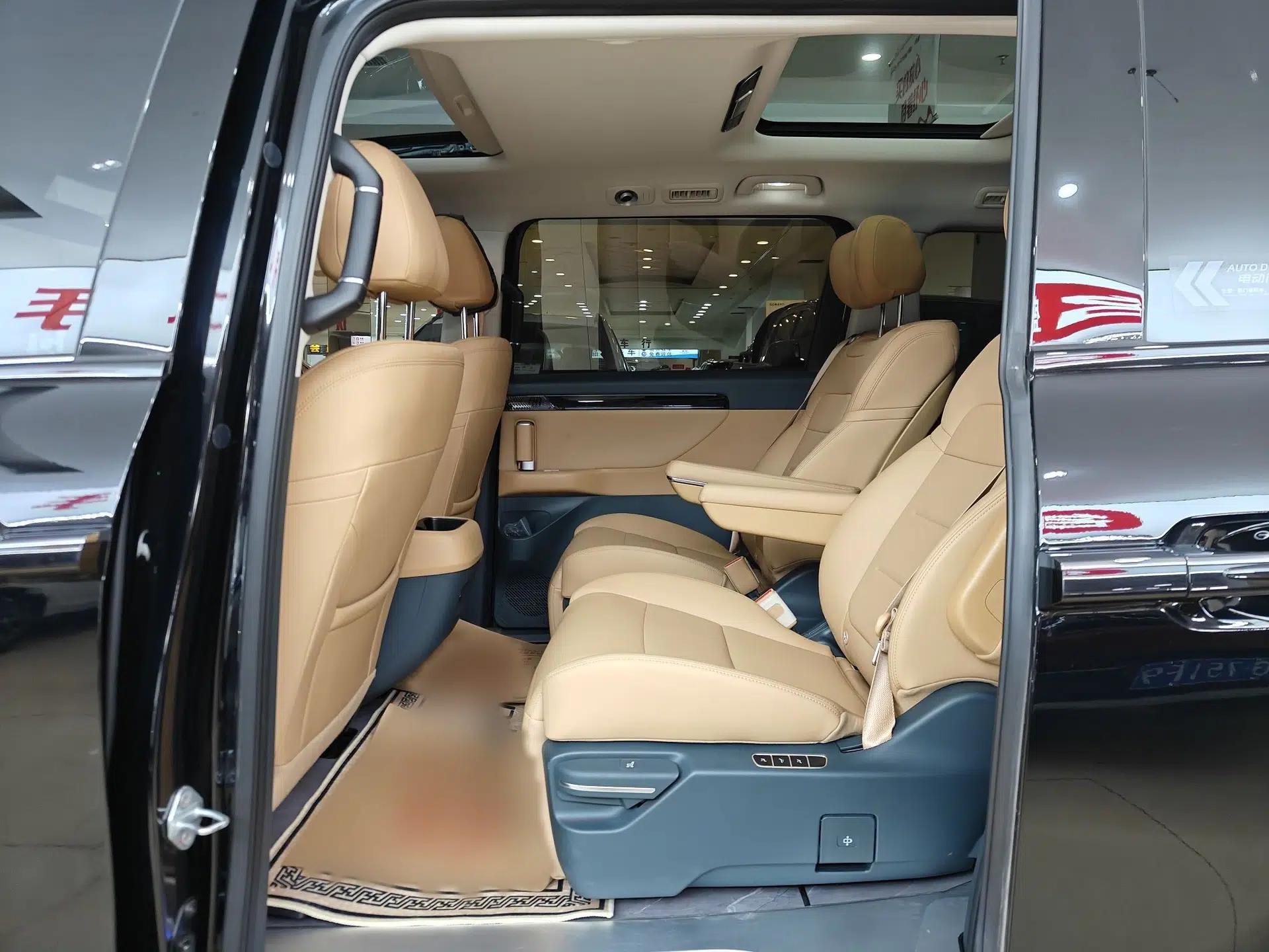 GAC Trumpchi E8 2024 Honor Series 2.0L Honor Edition — миниатюра 16