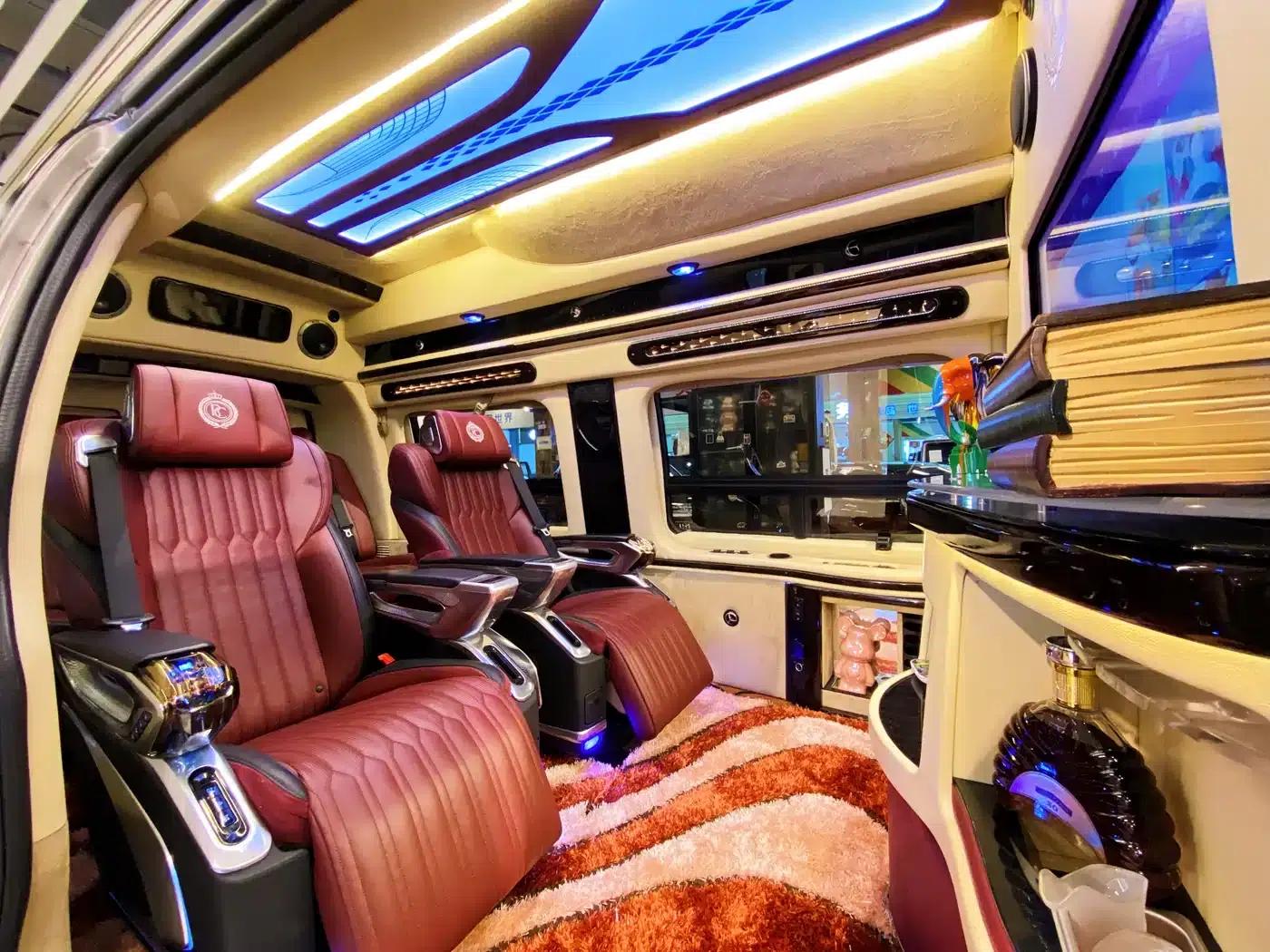 2015 SAVANA 6.0L G600L Luxury Edition — миниатюра 7