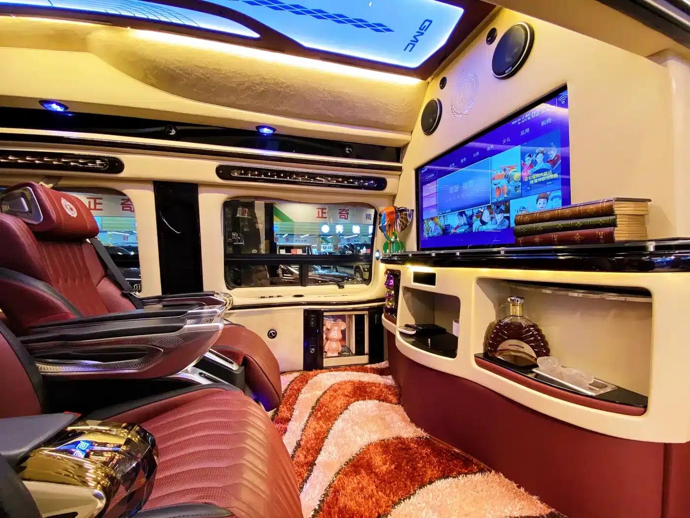 2015 SAVANA 6.0L G600L Luxury Edition — миниатюра 8