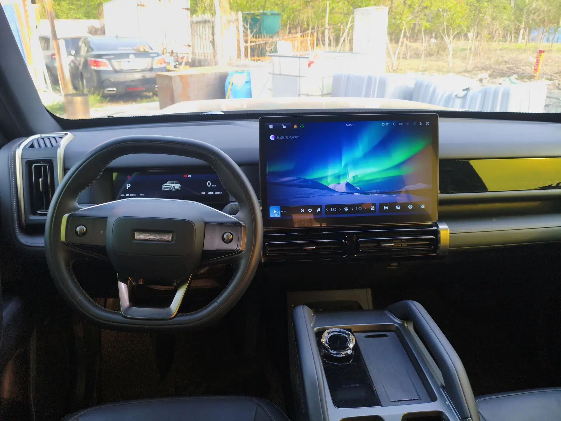 iCAR 03T 2024 501km Four-wheel Drive Long-Range Version — миниатюра 13