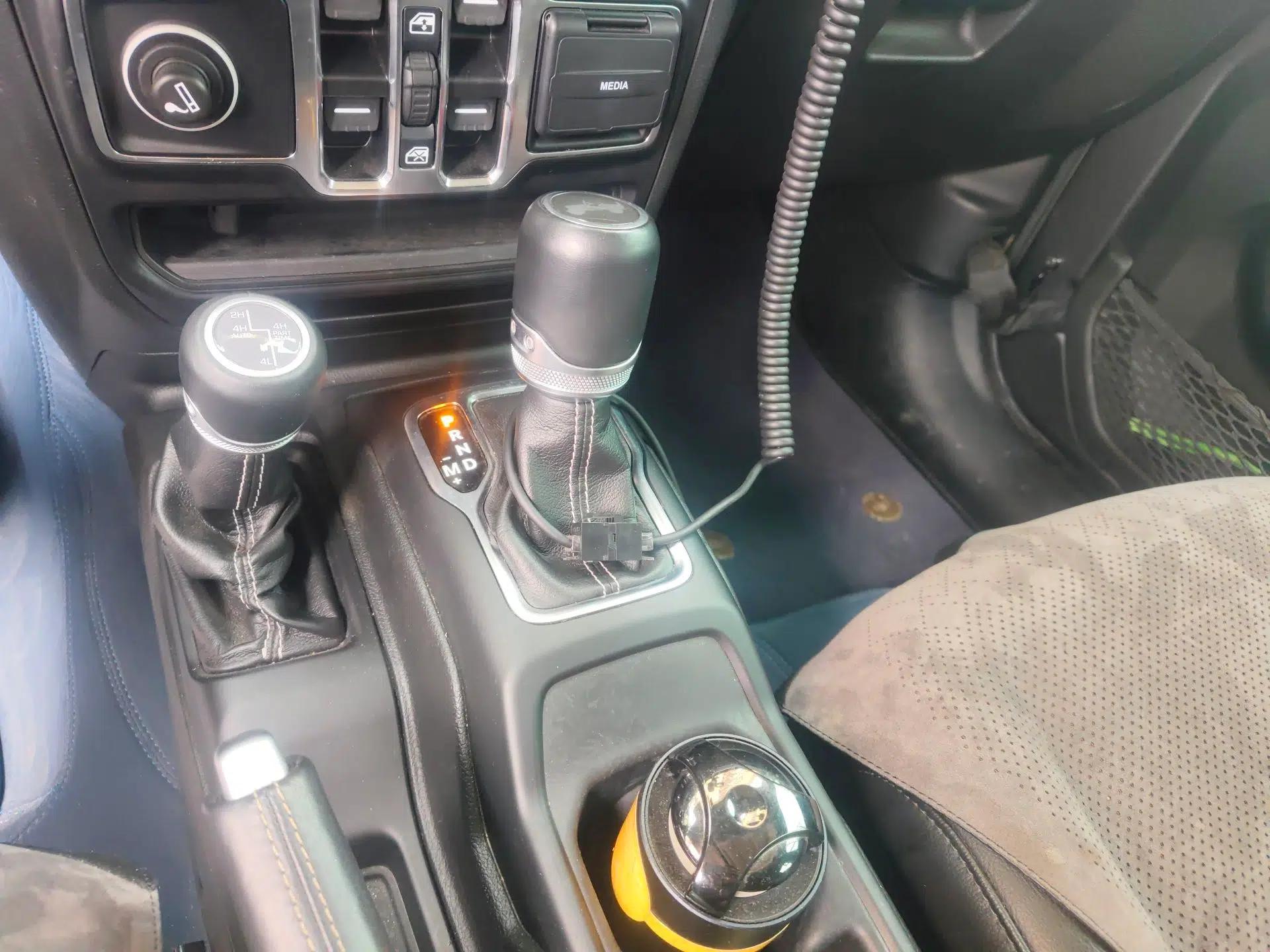 Jeep Wrangler New Energy 2021 Four-Door 2.0T 4xe Sahara — миниатюра 15