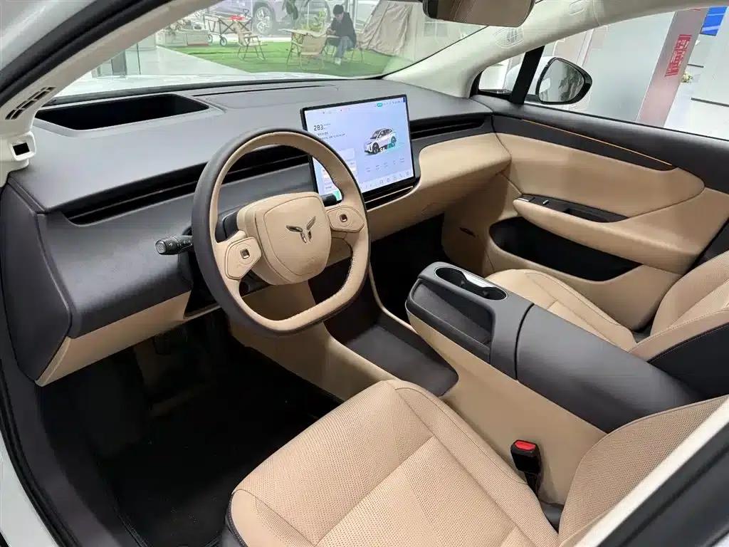 Hongqi Tiangong 06 2025 Model 520 Smart Selection Edition — миниатюра 6