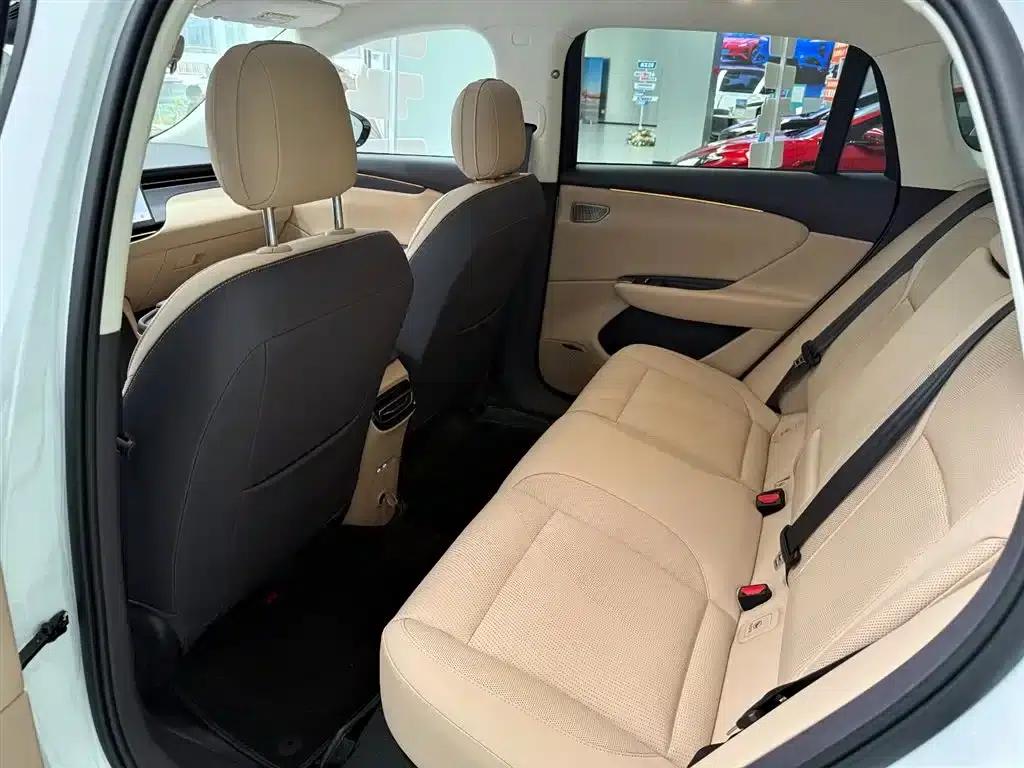 Hongqi Tiangong 06 2025 Model 520 Smart Selection Edition — миниатюра 8