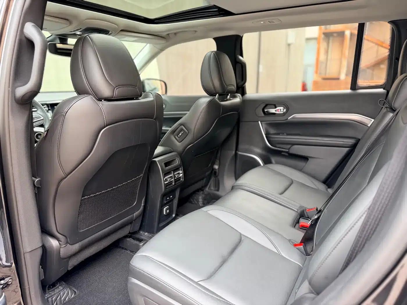 Commander 2018 2.0T 4WD Premium Edition (National V Emission Standard) — миниатюра 19