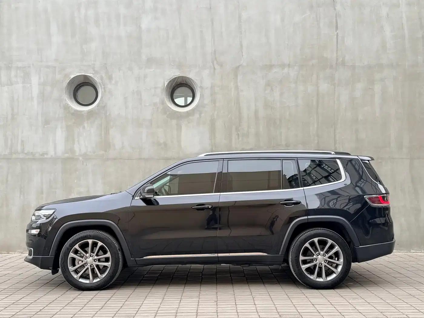 Commander 2018 2.0T 4WD Premium Edition (National V Emission Standard) — миниатюра 9