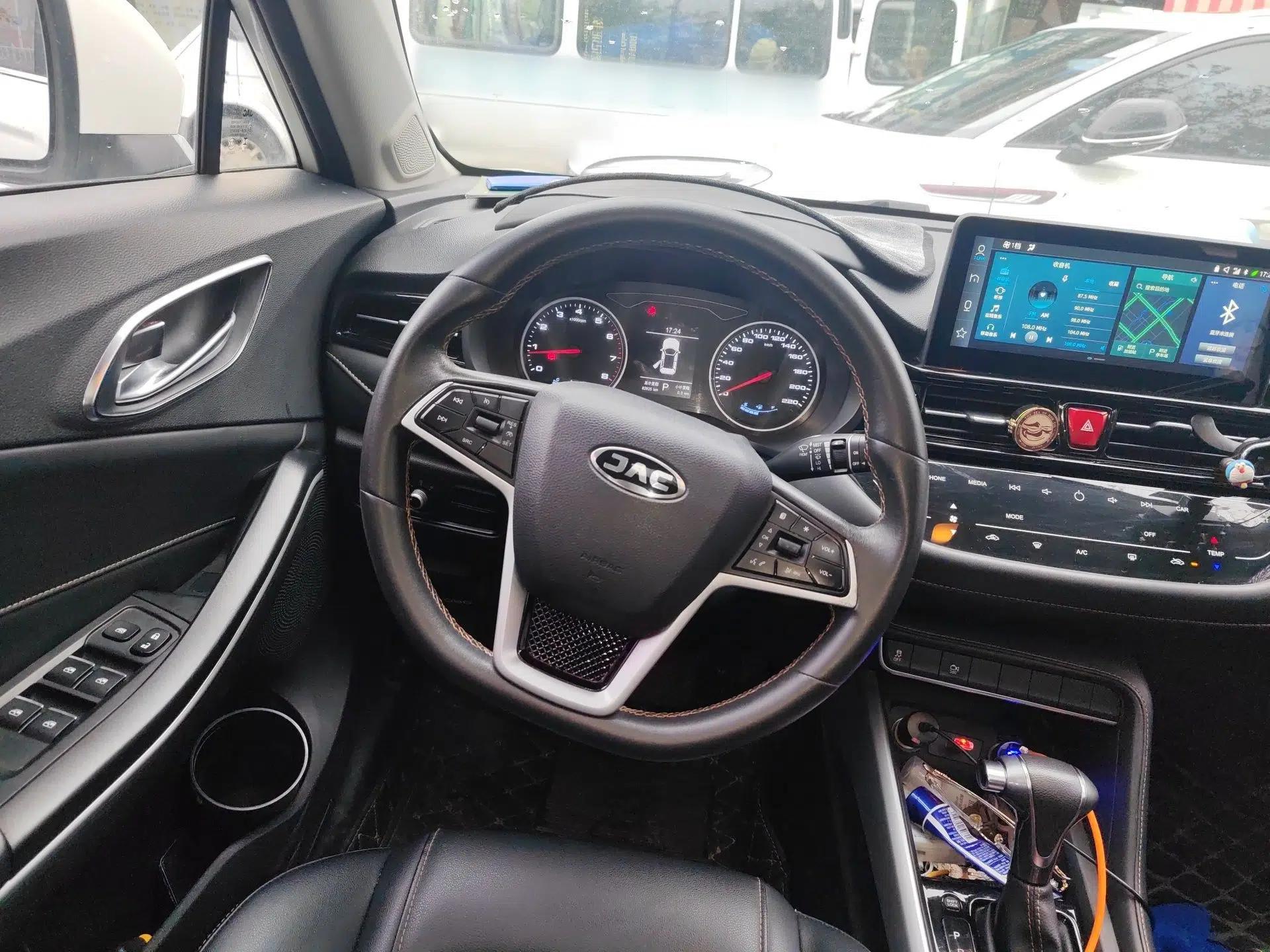 JAC Group Refine S4 2019 1.6L CVT Superior Edition — миниатюра 11