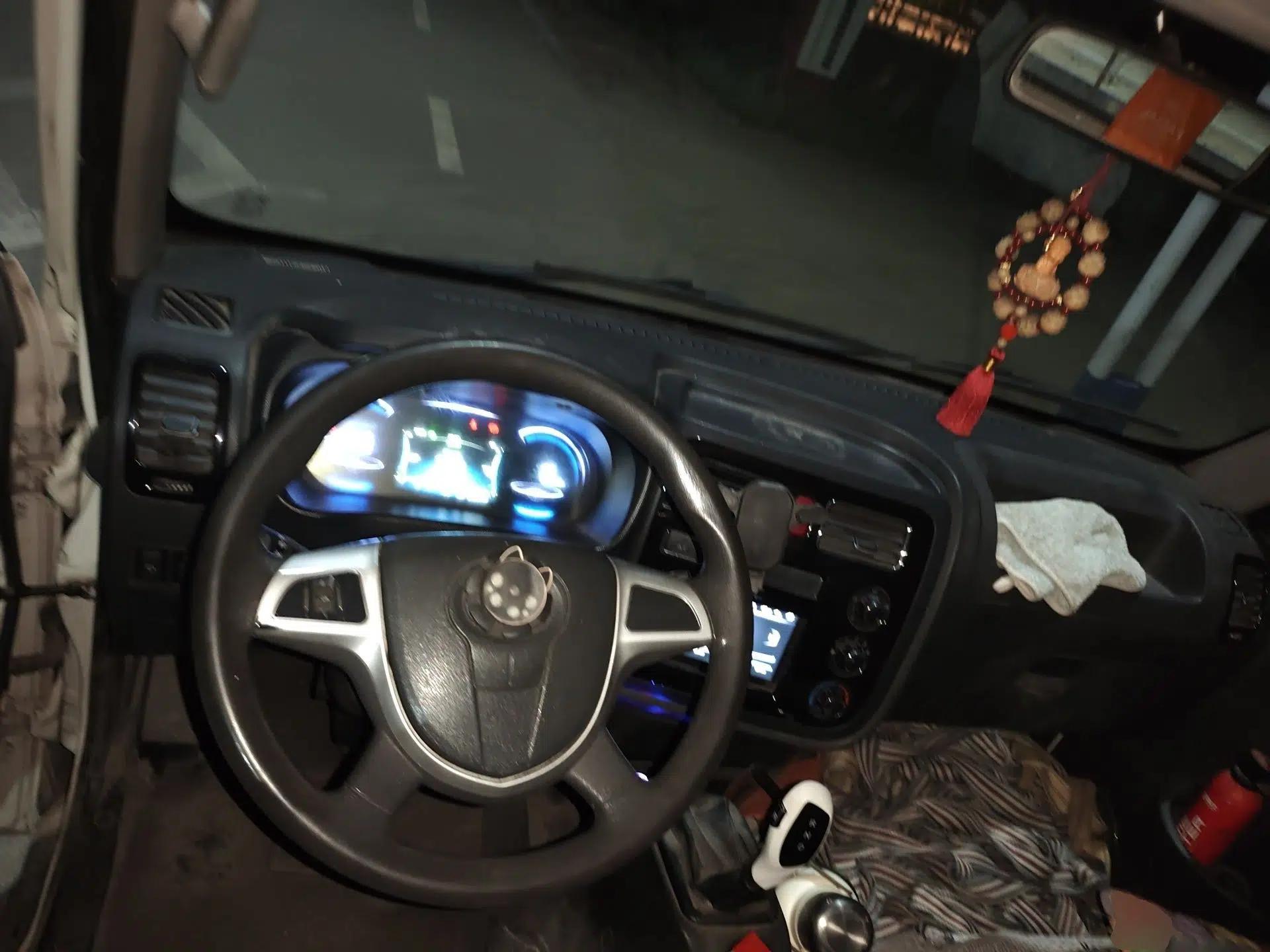 JAC Group EX6 2023 i3 New Energy No.1 Cargo Vehicle — миниатюра 11