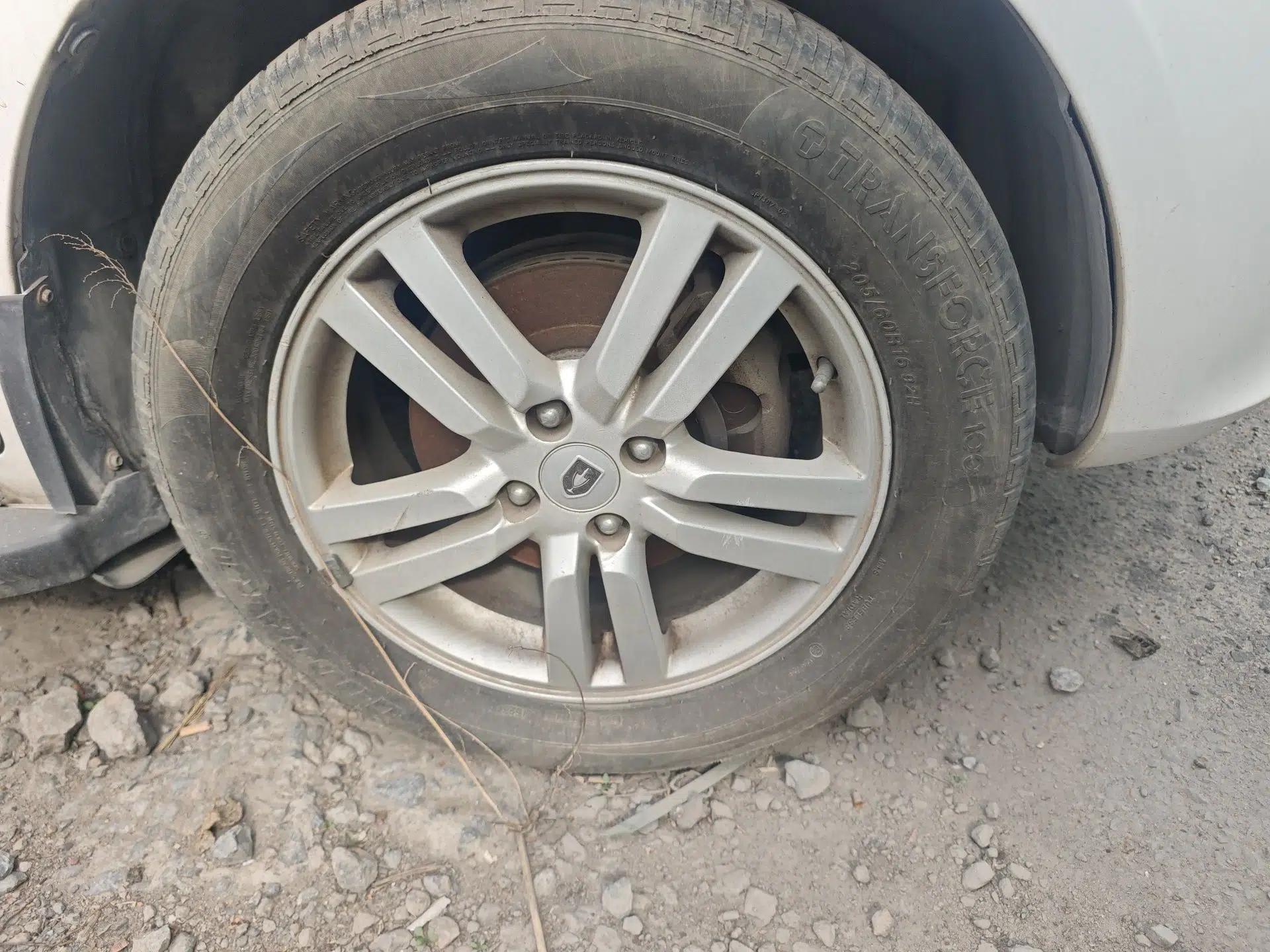 Jinbei Zhishang S30 2015 1.5L Manual Elite Model — миниатюра 8