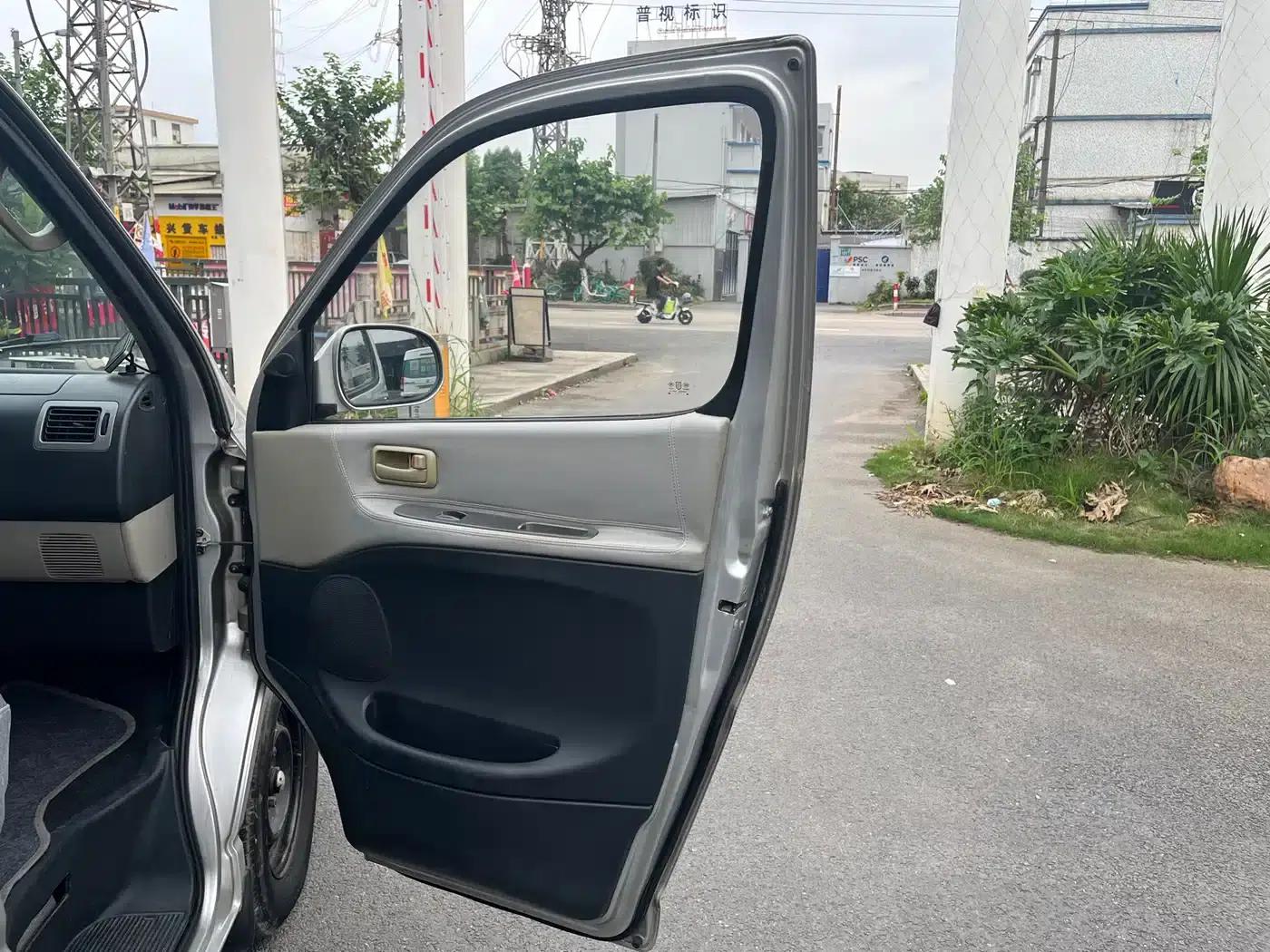 Grace 2013 2.0L Smart Standard 7-Seater National Games Commemorative Edition (National IV Emission Standard) — миниатюра 15